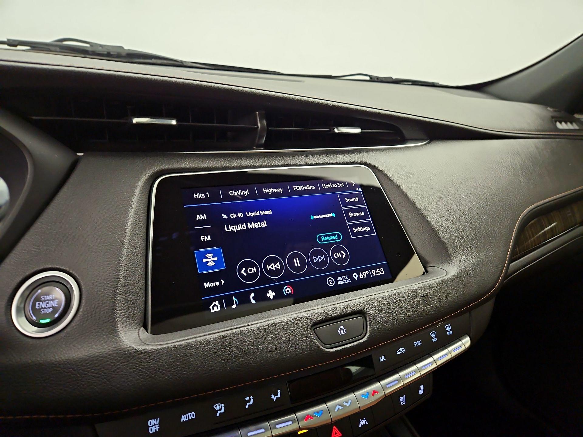 Thumbnail: 2020 Cadillac XT4 - 15