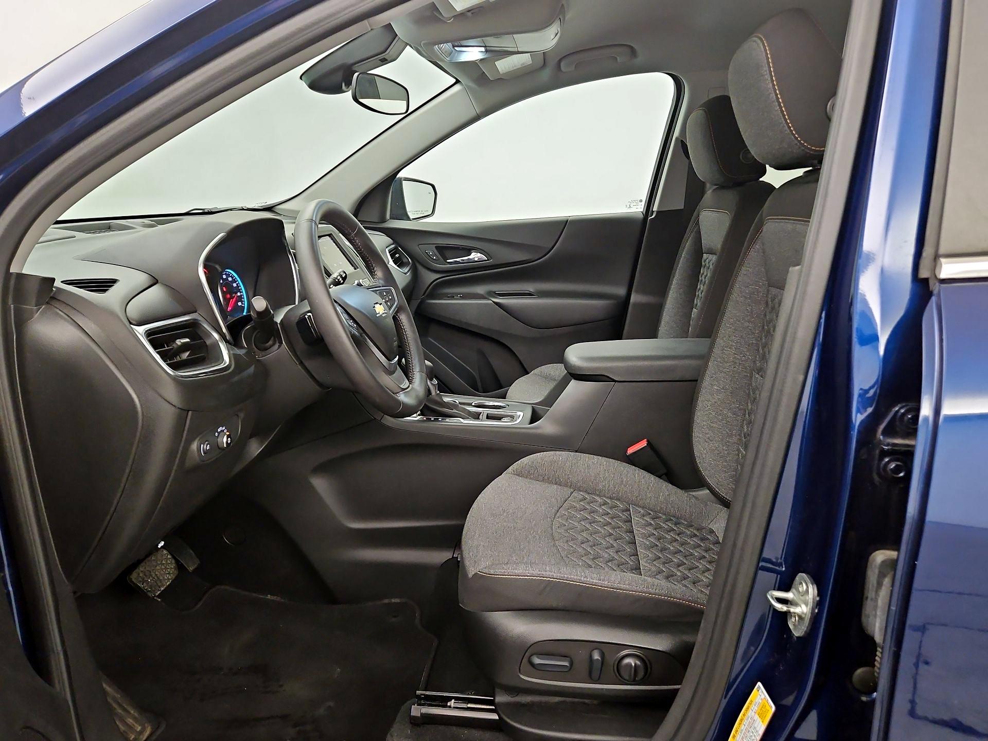 Thumbnail: 2022 Chevrolet Equinox - 11