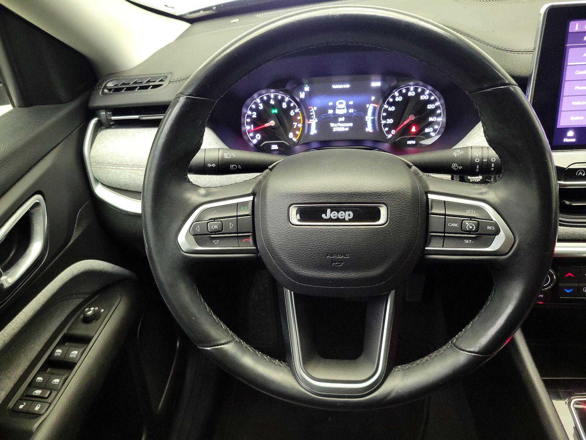 Thumbnail: 2022 Jeep Compass - 10