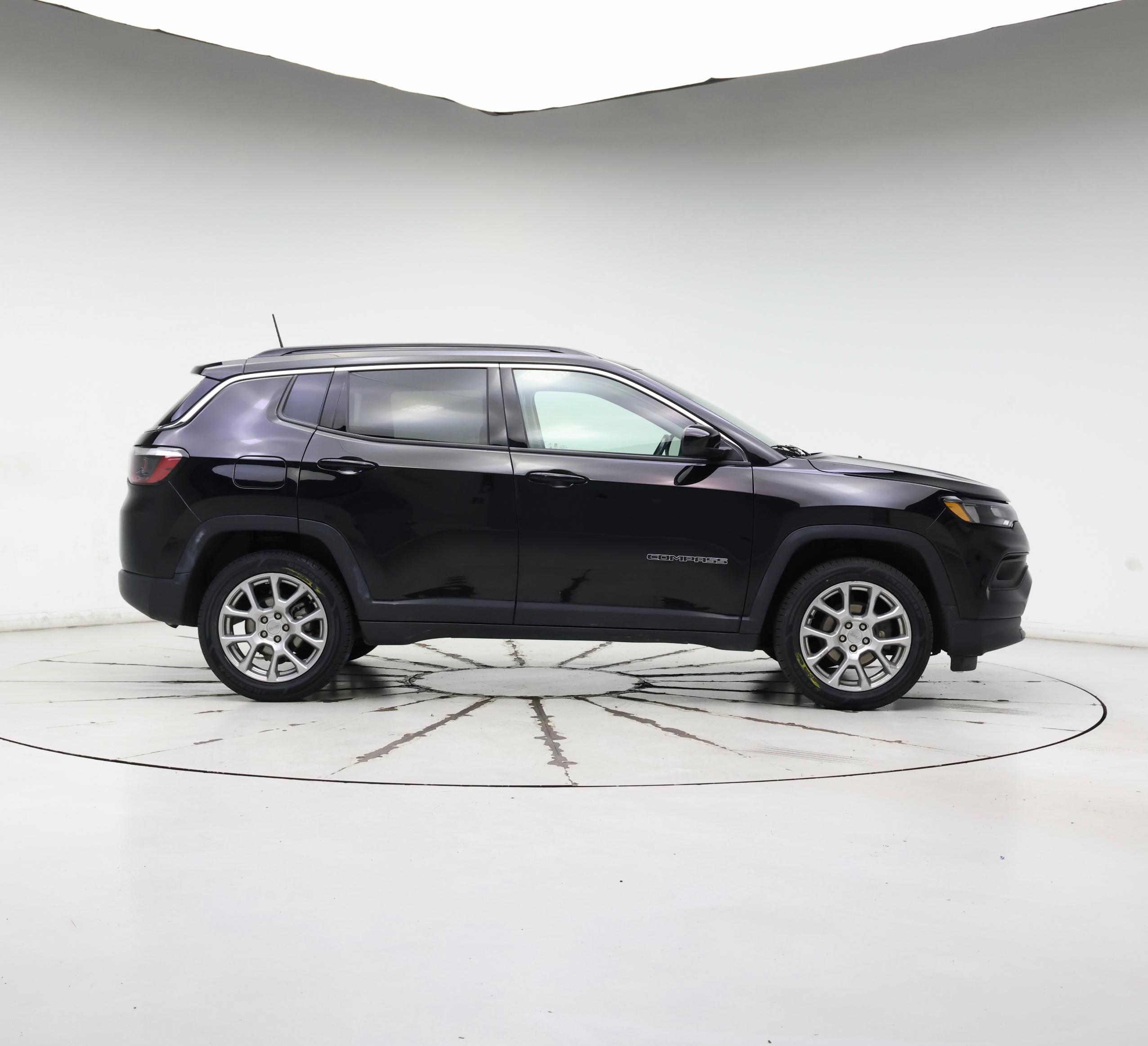 Thumbnail: 2022 Jeep Compass - 7