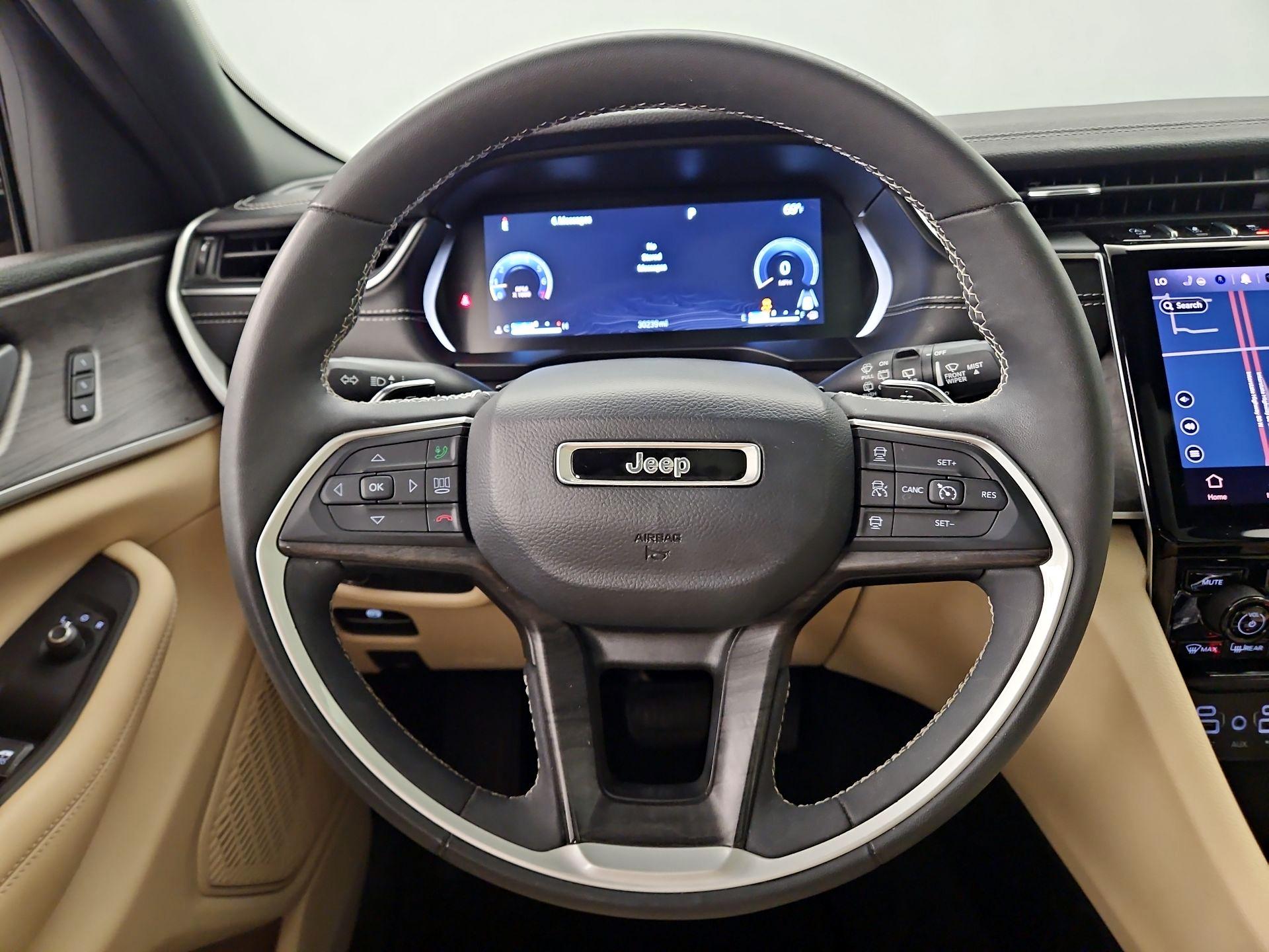 Thumbnail: 2023 Jeep Grand Cherokee L - 10