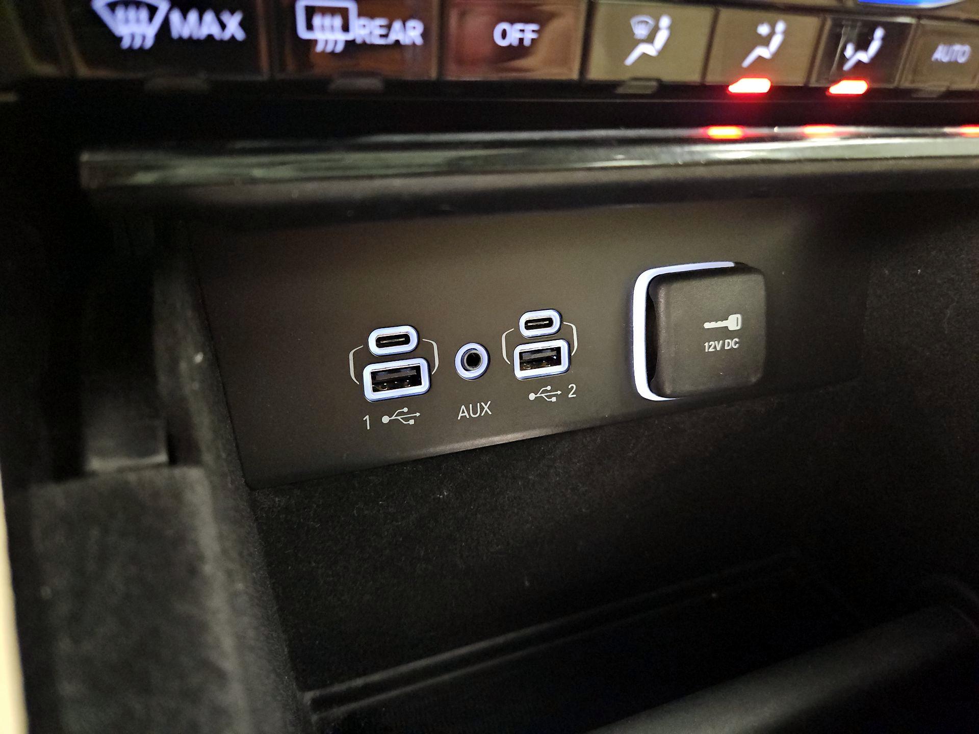 Thumbnail: 2023 Jeep Grand Cherokee L - 19