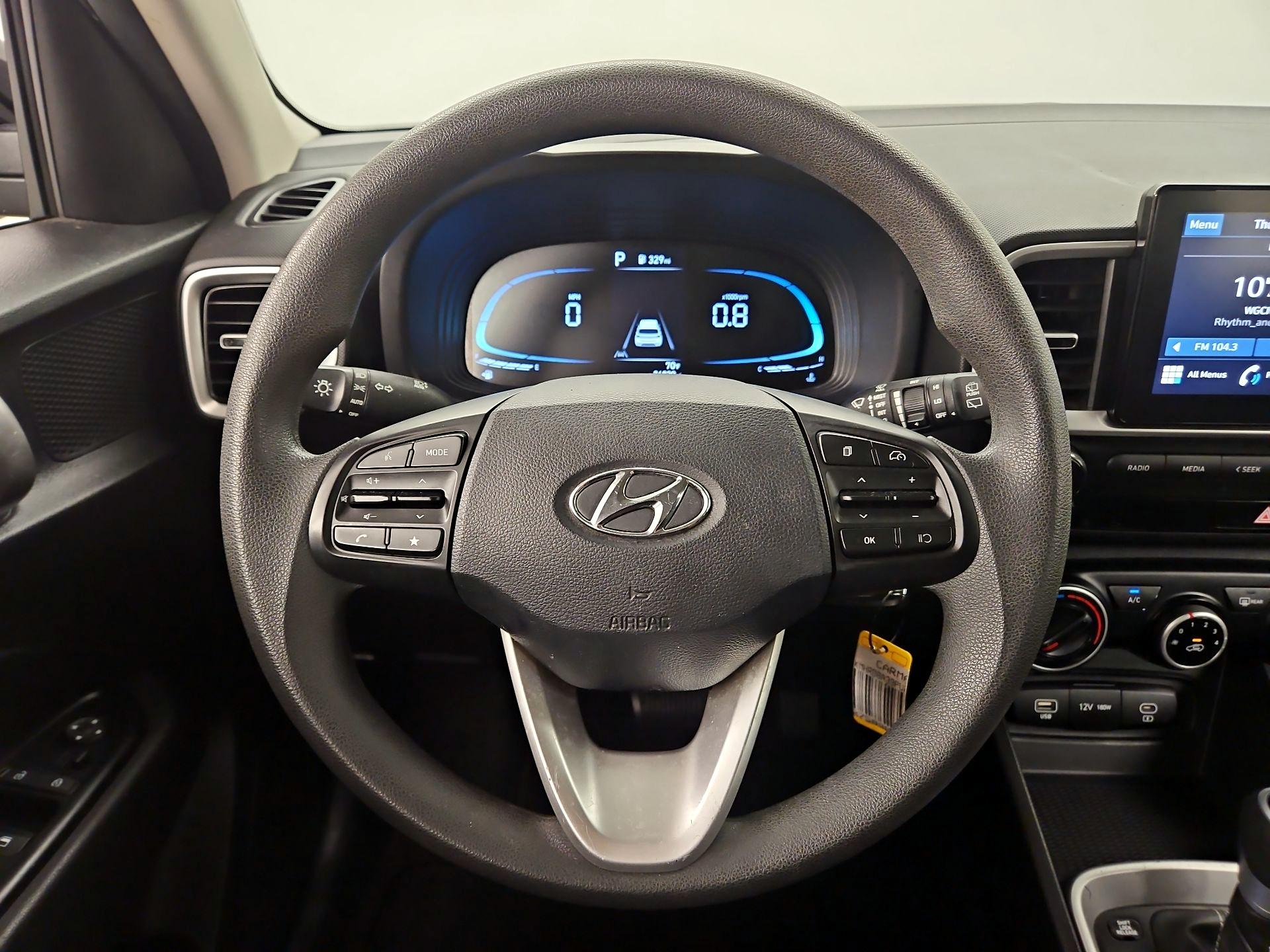 Thumbnail: 2023 Hyundai Venue - 10