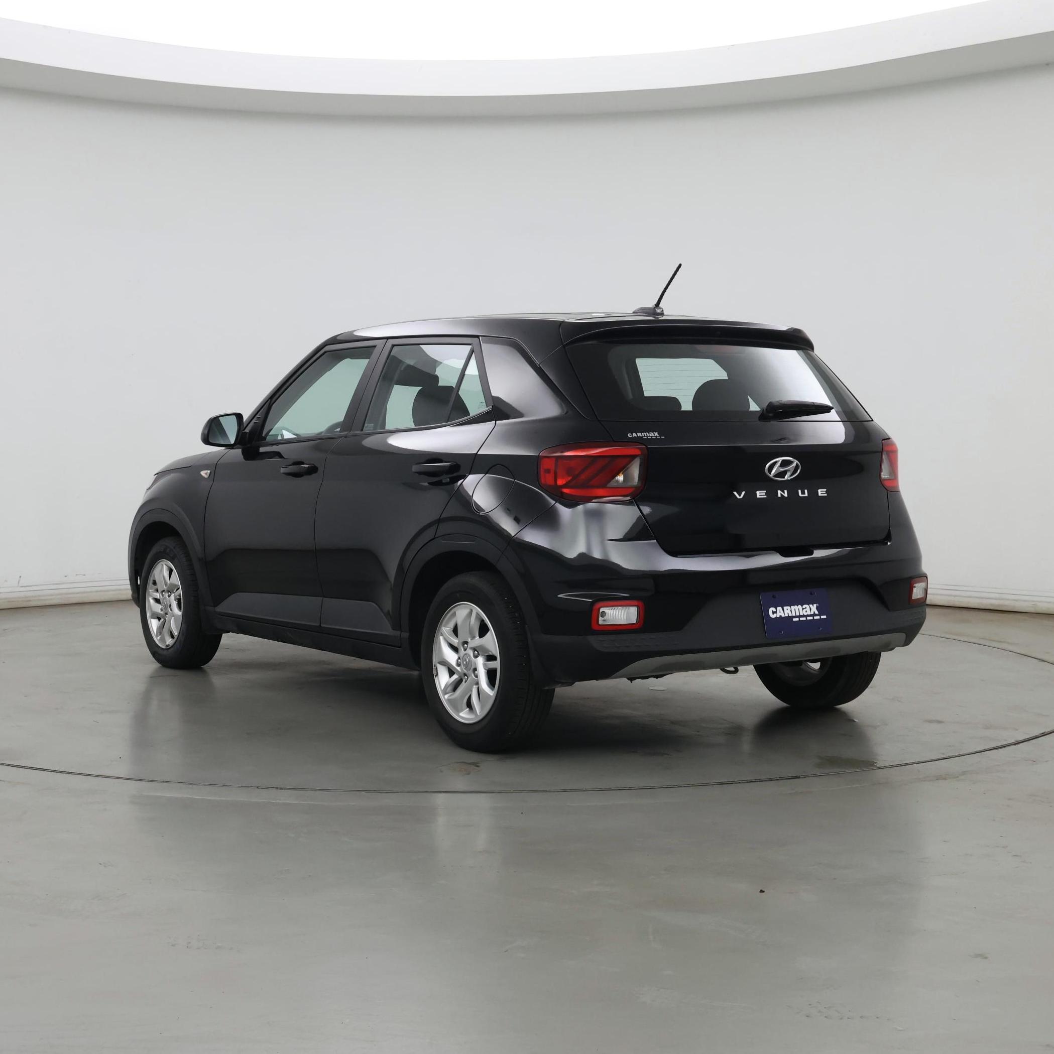 Thumbnail: 2023 Hyundai Venue - 2