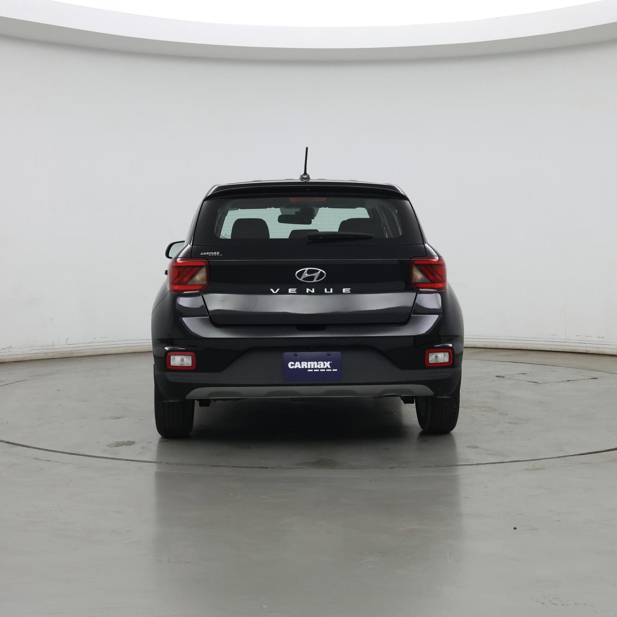 Thumbnail: 2023 Hyundai Venue - 6