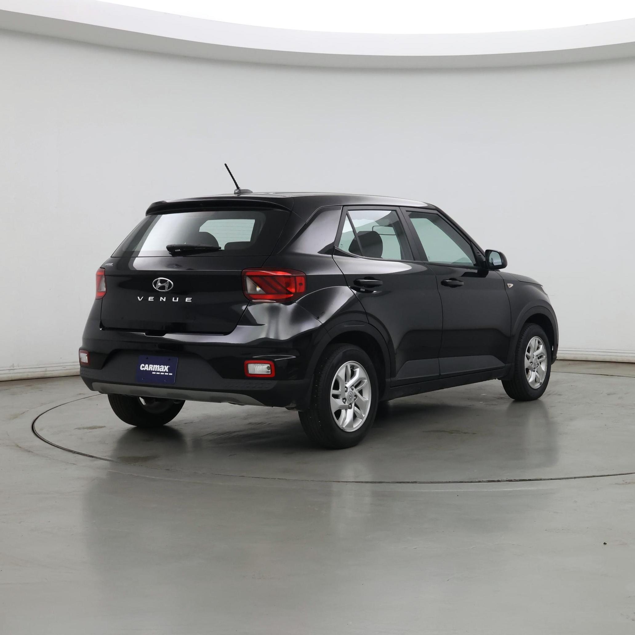 Thumbnail: 2023 Hyundai Venue - 8