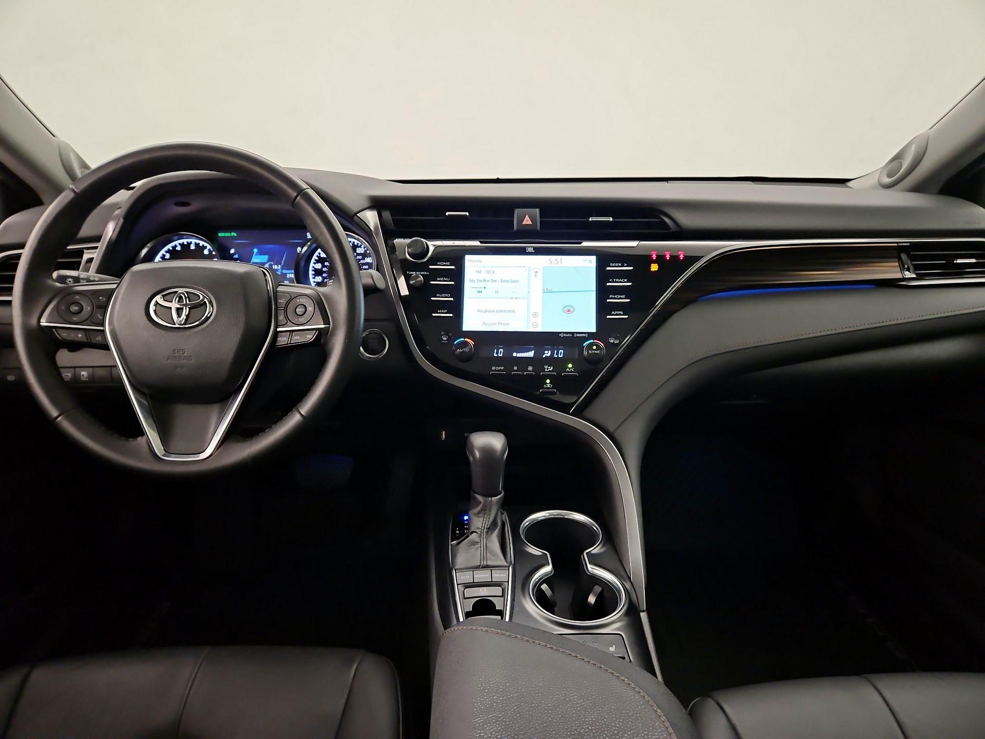 Thumbnail: 2019 Toyota Camry - 9