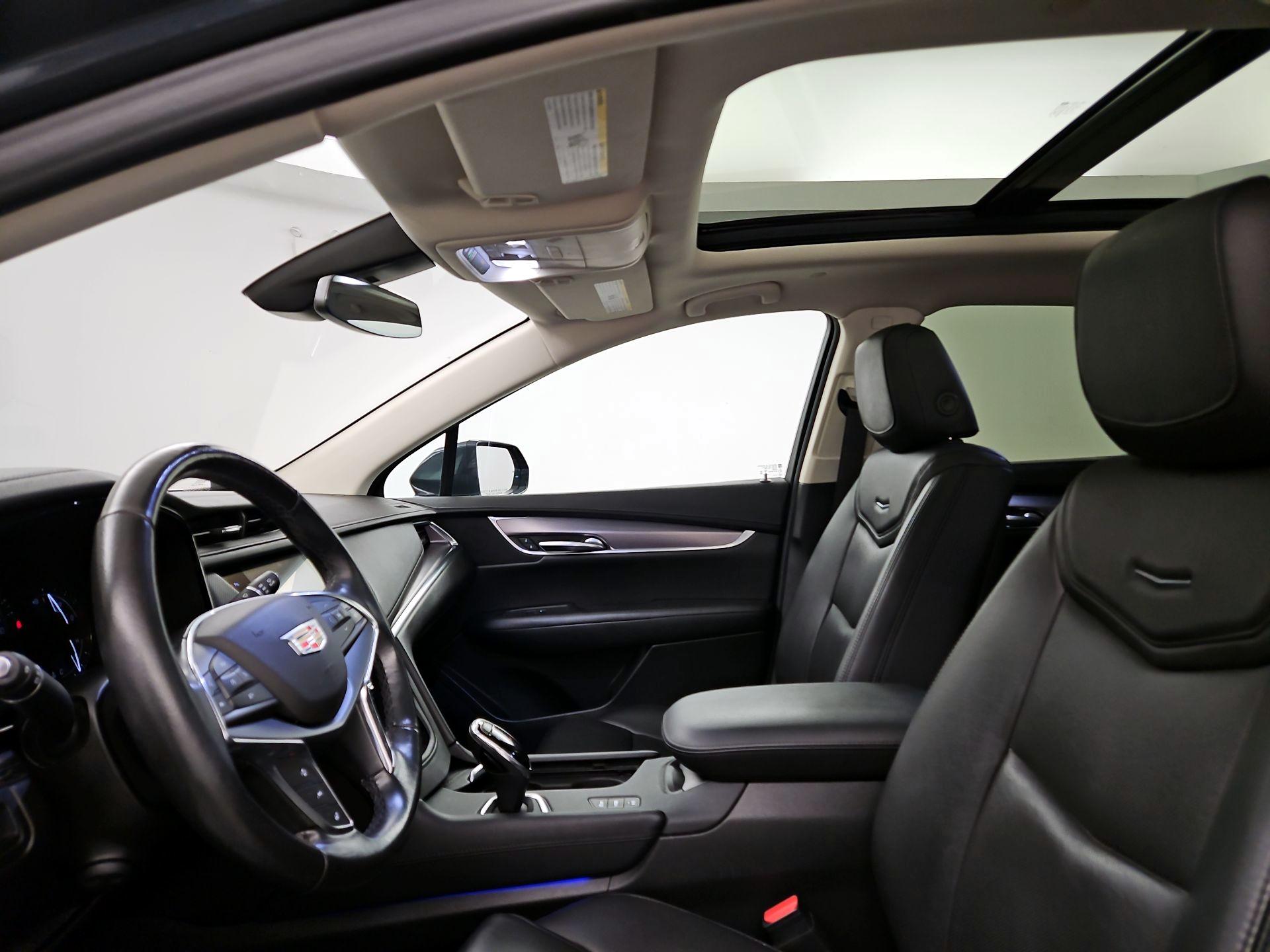 Thumbnail: 2019 Cadillac XT5 - 18