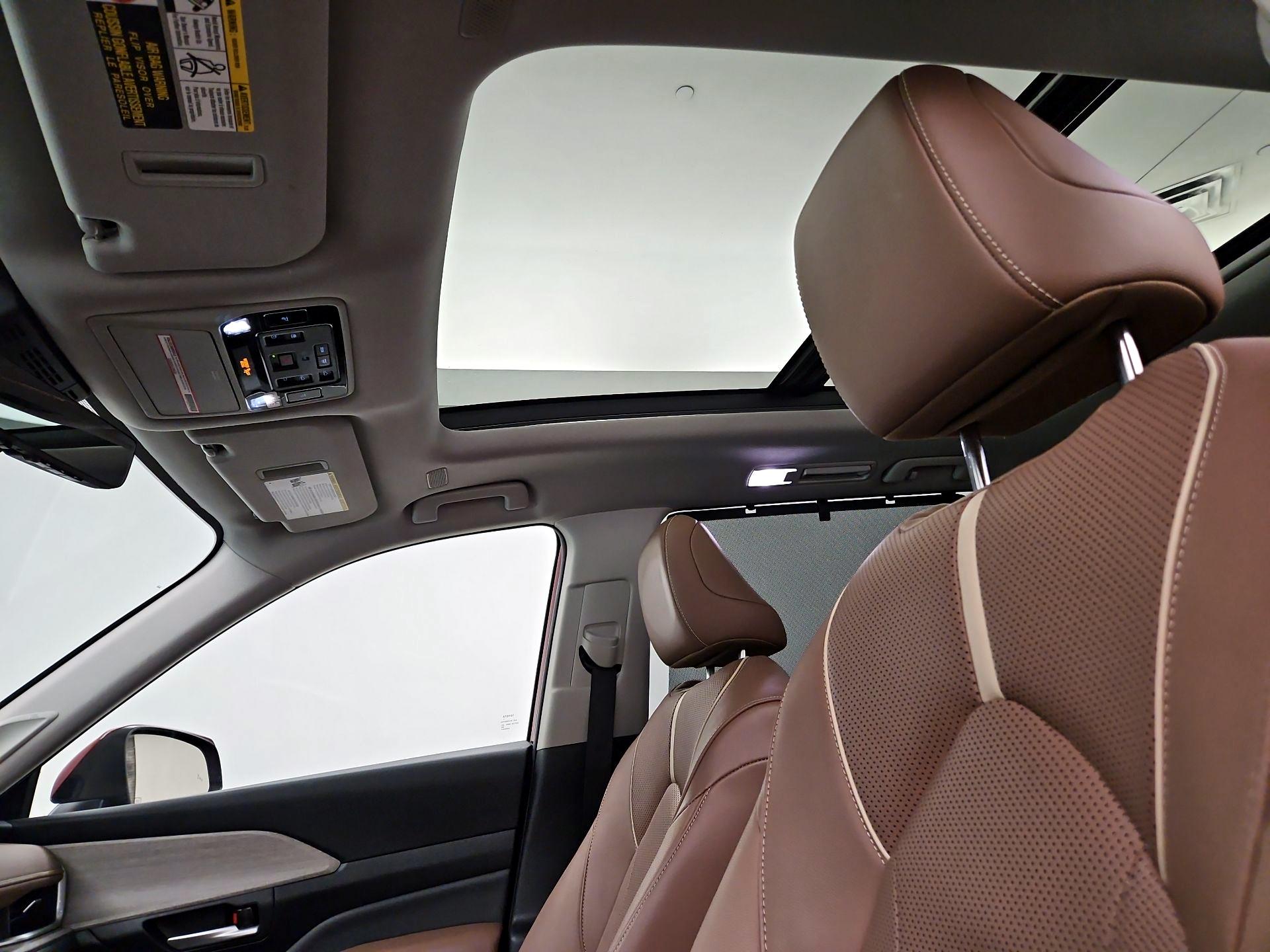 Thumbnail: 2024 Toyota Grand Highlander - 19