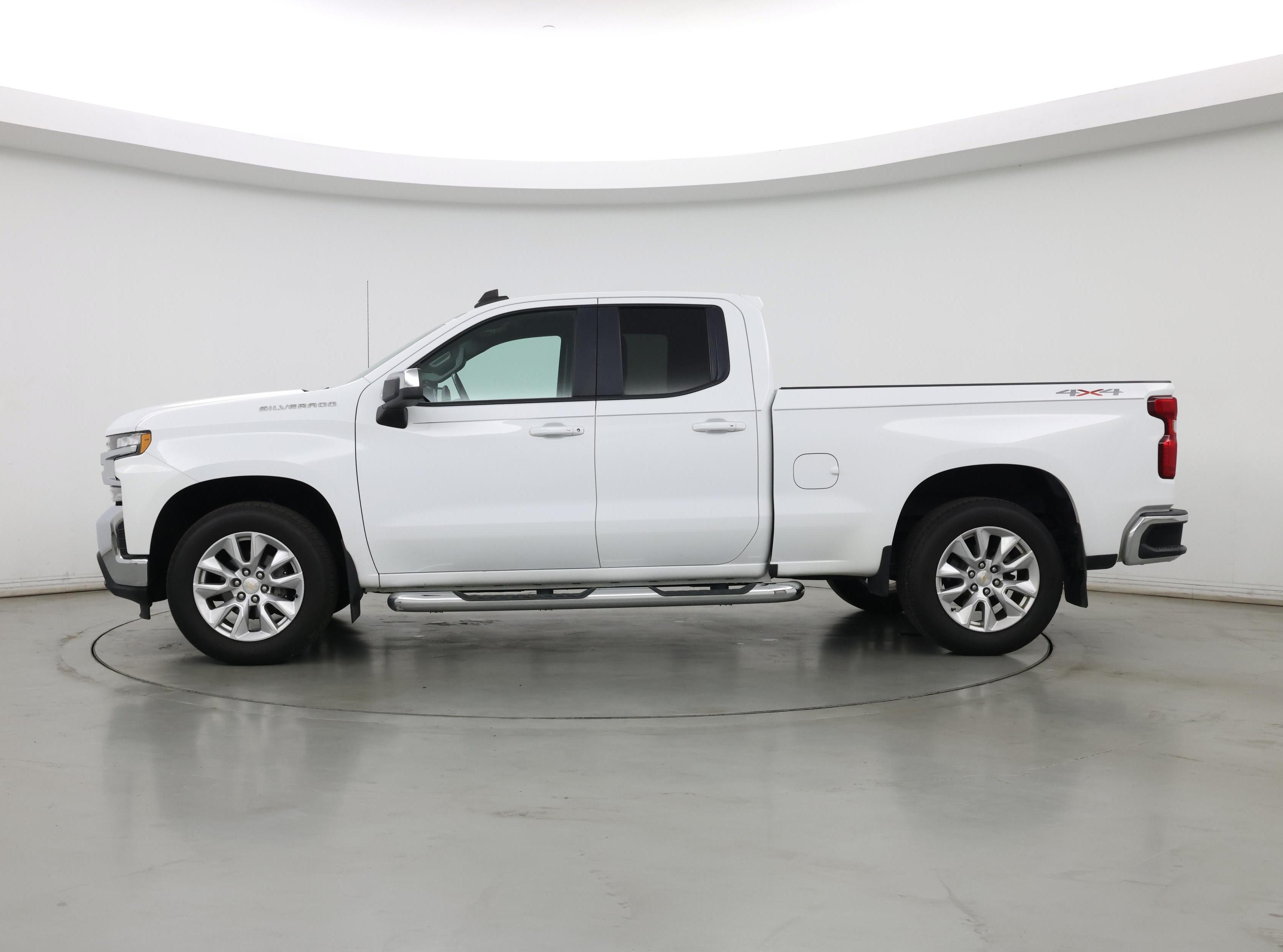 Thumbnail: 2019 Chevrolet Silverado 1500 - 3