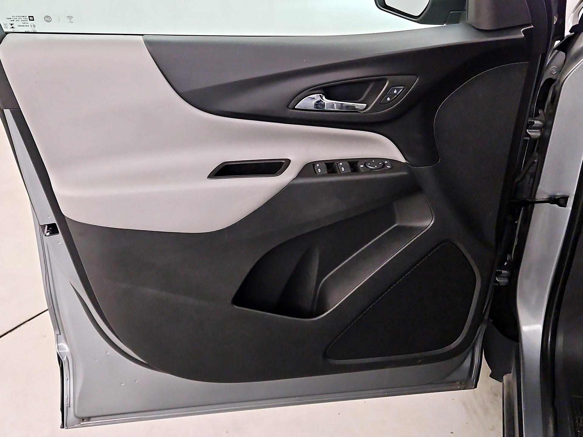 Thumbnail: 2023 Chevrolet Equinox - 12
