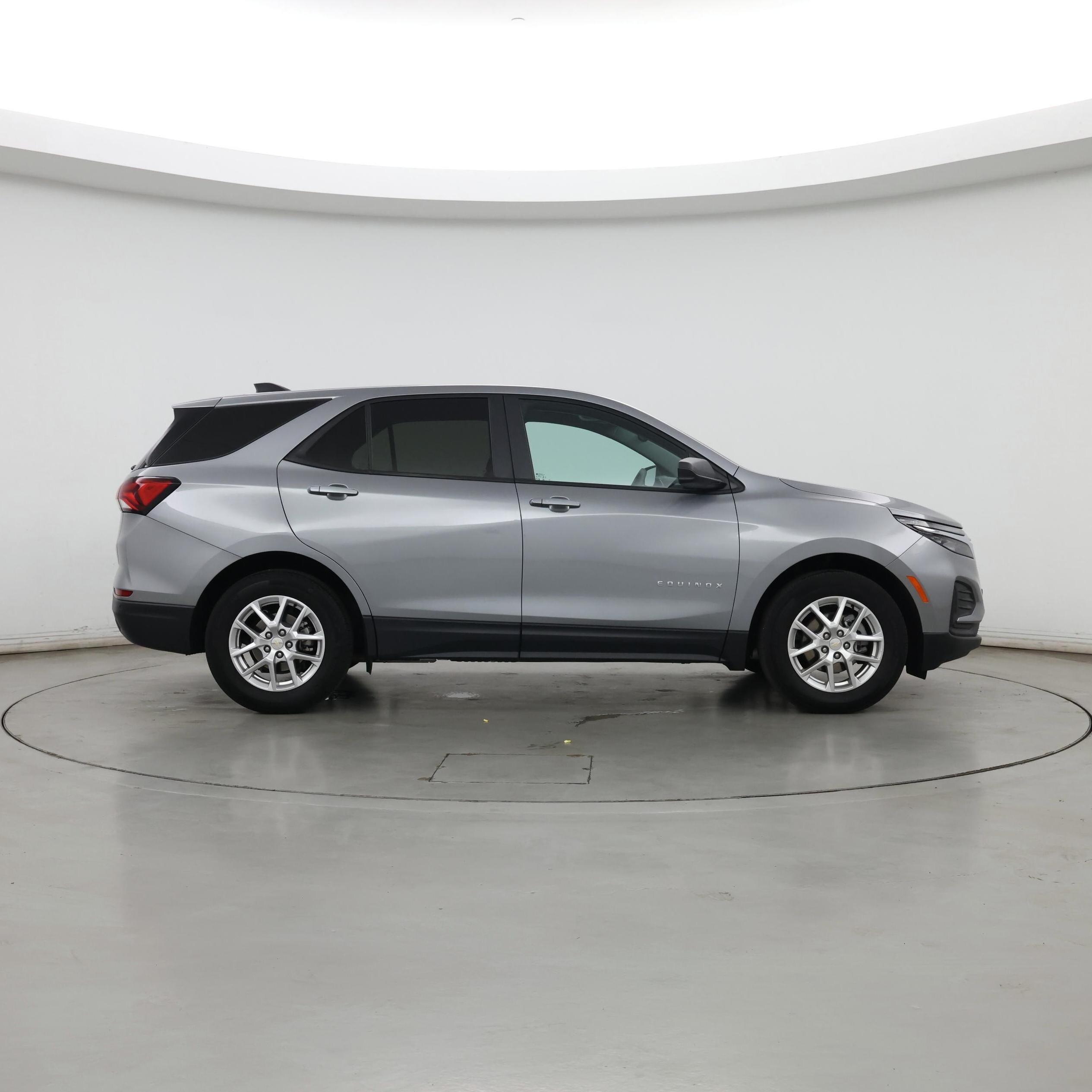 Thumbnail: 2023 Chevrolet Equinox - 7
