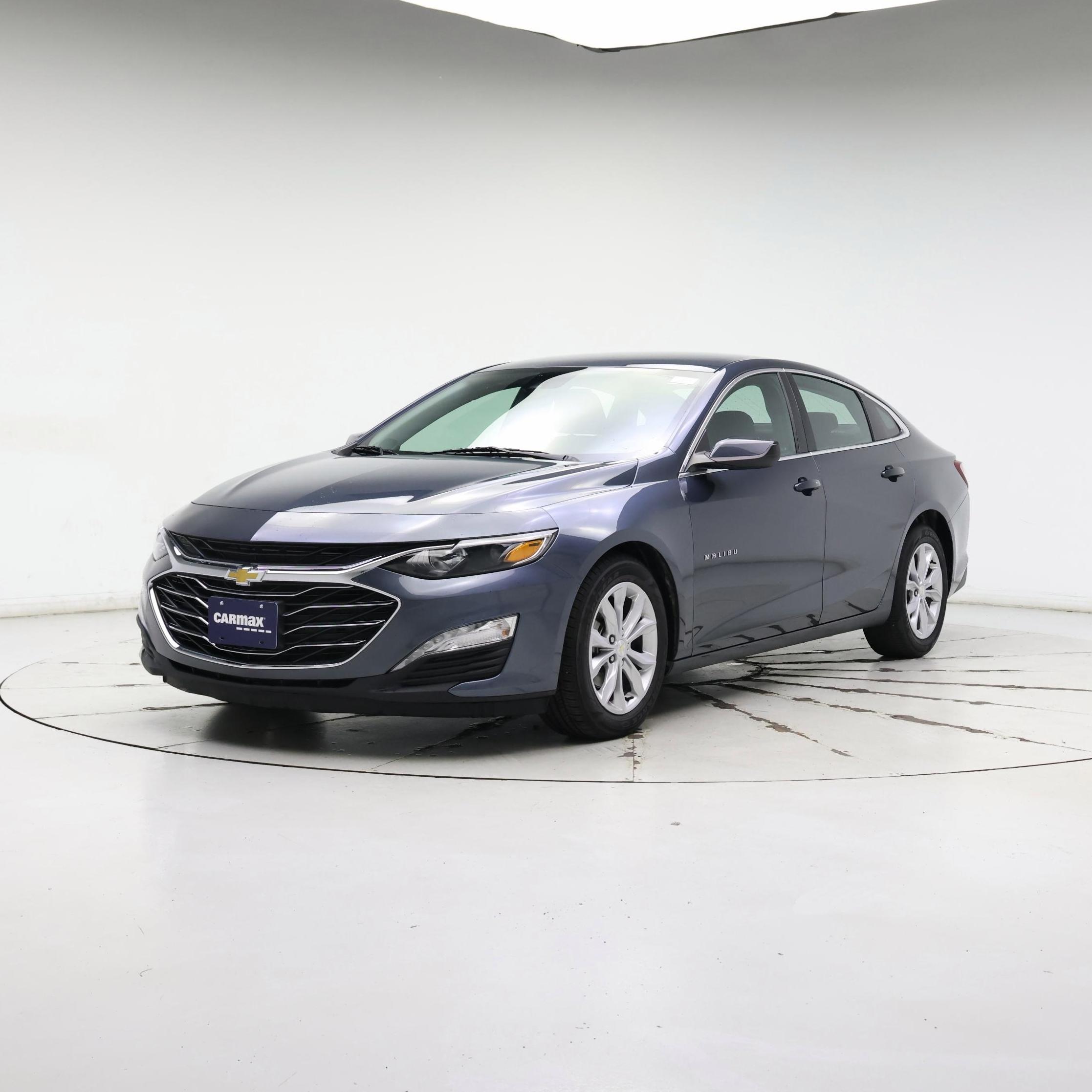 Thumbnail: 2020 Chevrolet Malibu - 4