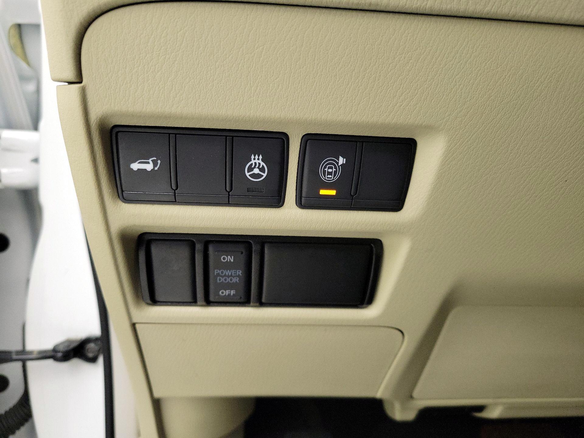 Thumbnail: 2022 INFINITI QX80 - 13