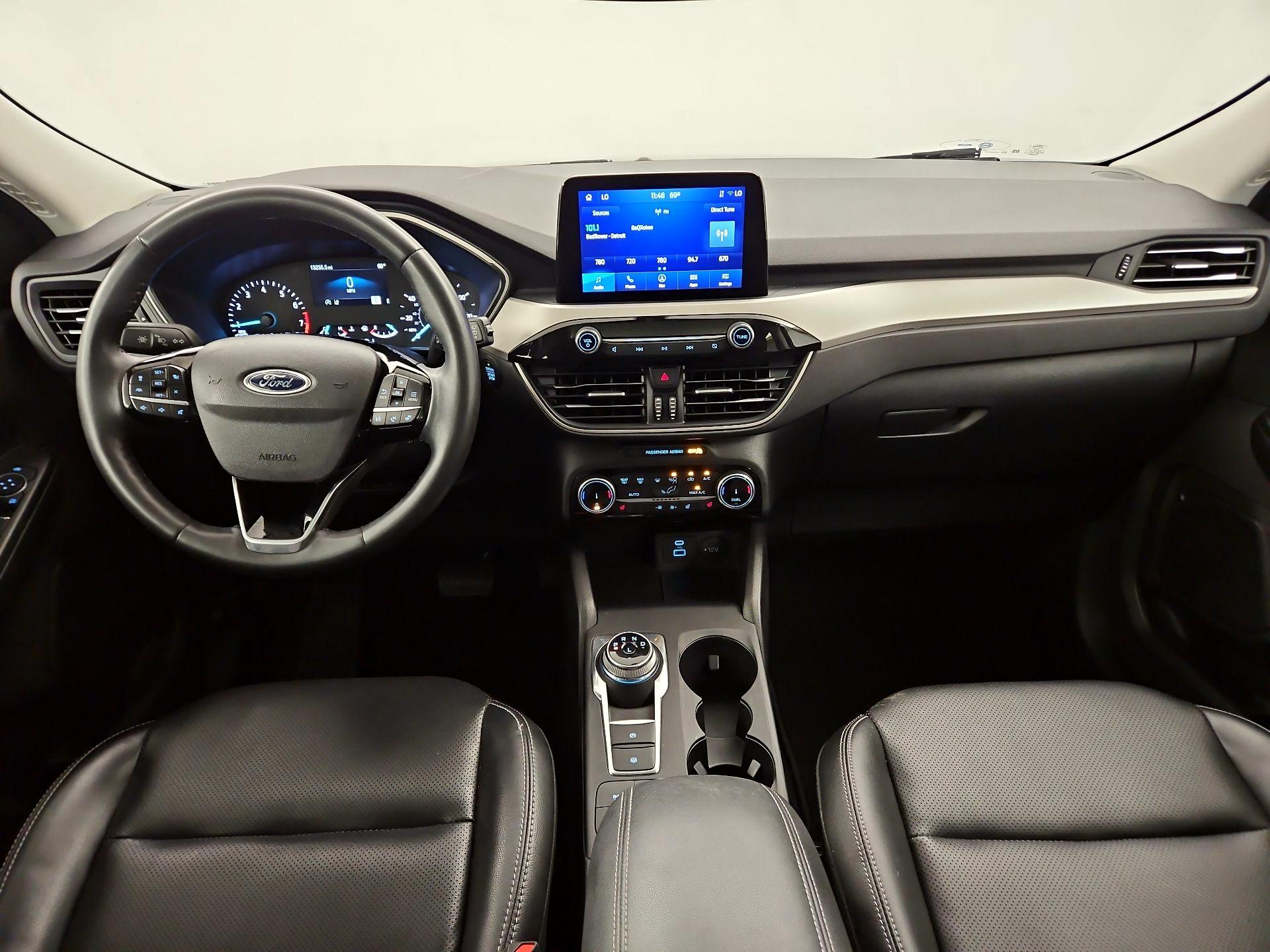 Thumbnail: 2022 Ford Escape - 9