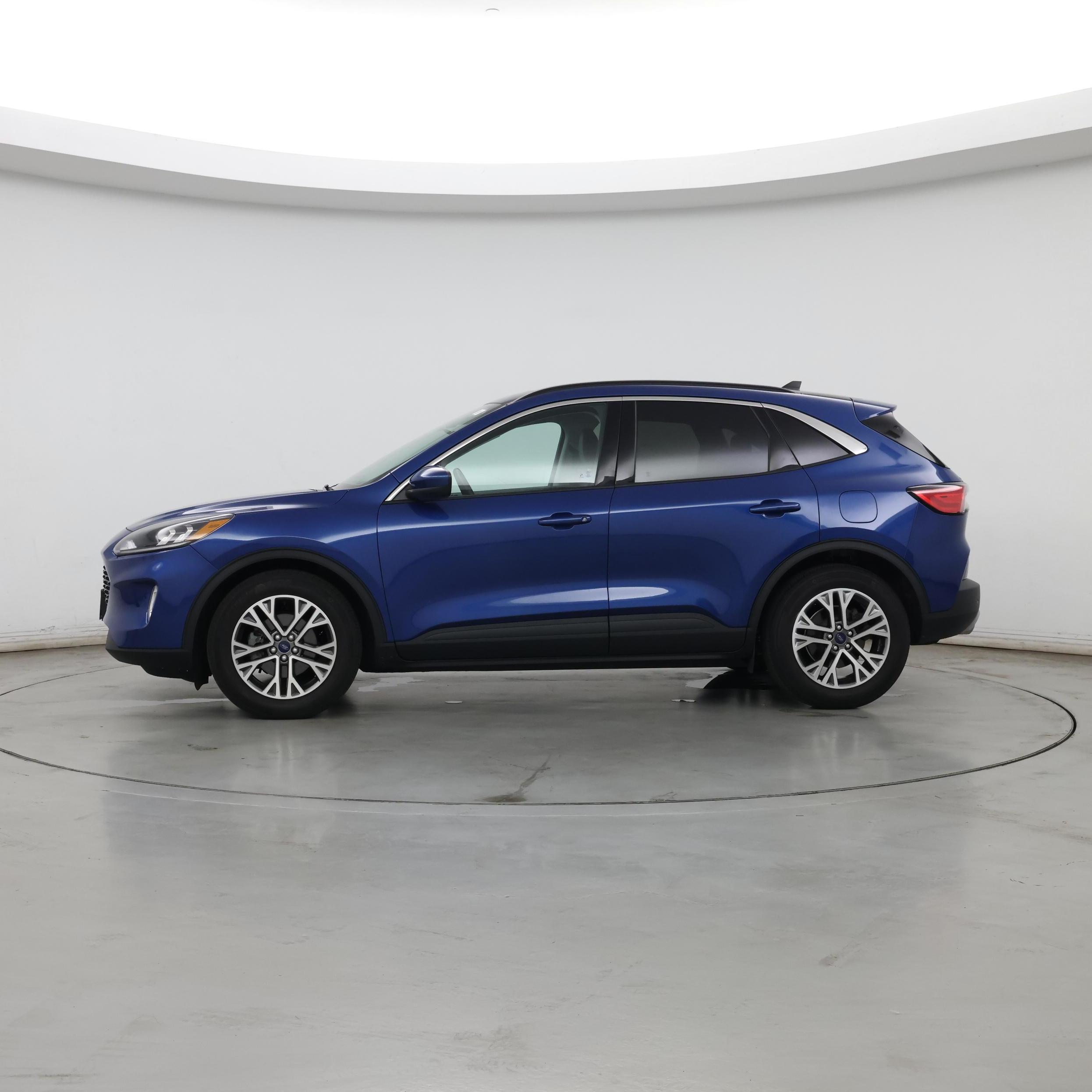 Thumbnail: 2022 Ford Escape - 3