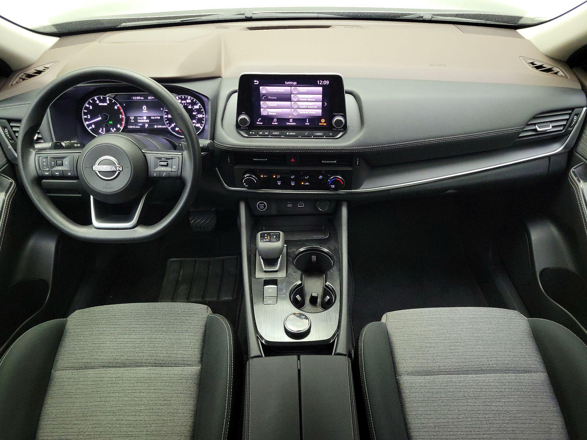 Thumbnail: 2022 Nissan Rogue - 9