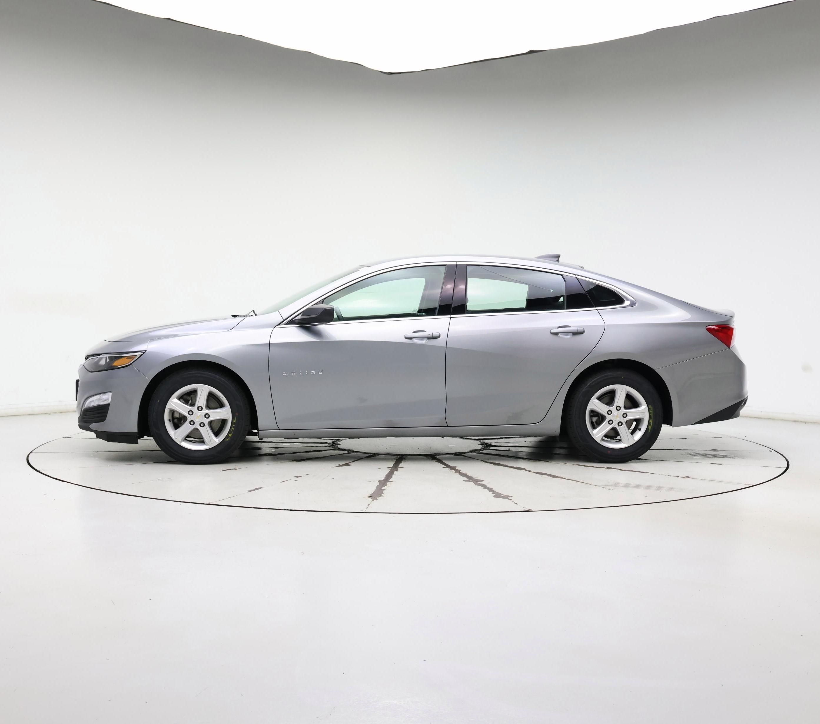 Thumbnail: 2023 Chevrolet Malibu - 3