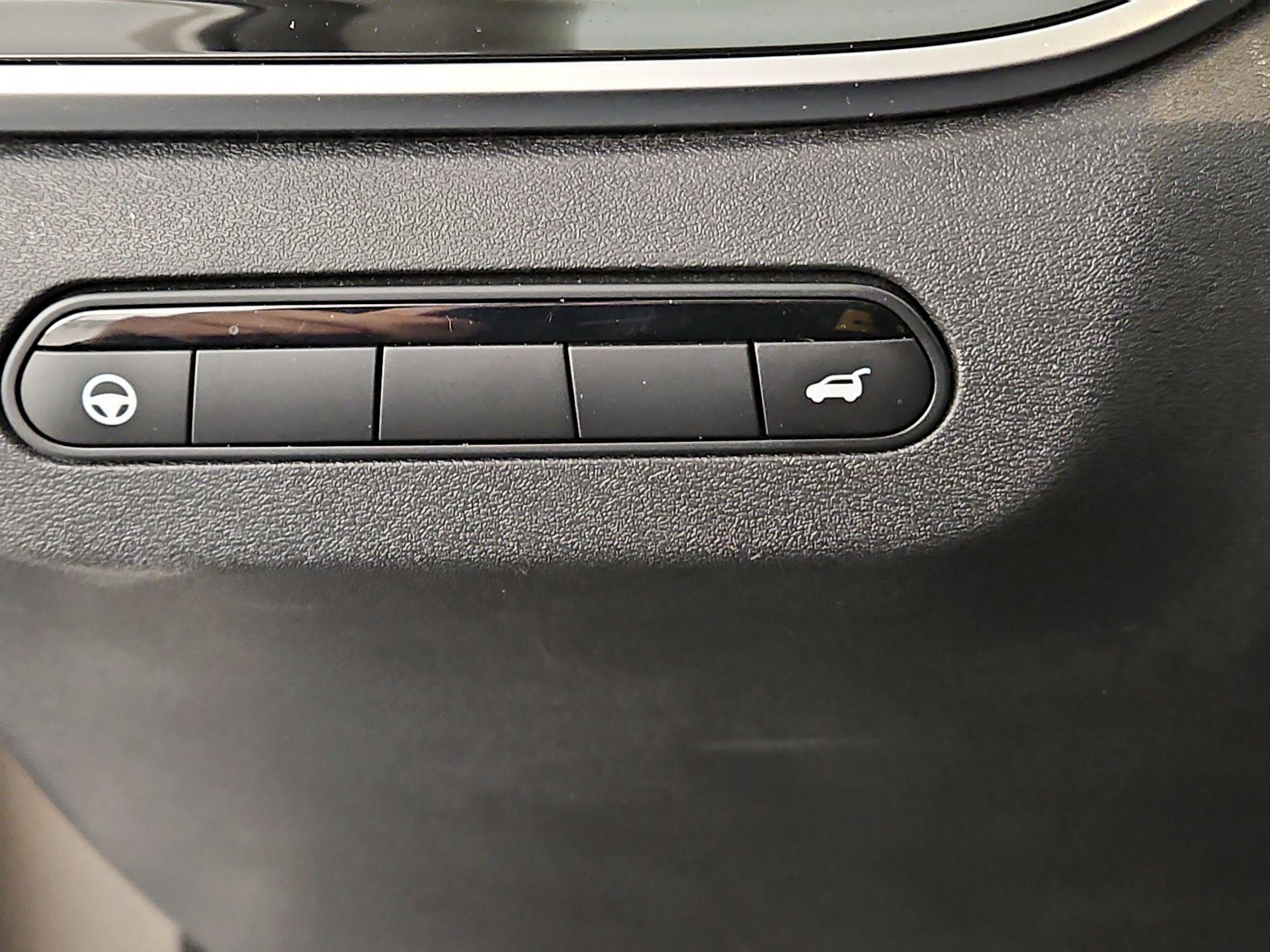Thumbnail: 2023 INFINITI QX60 - 13