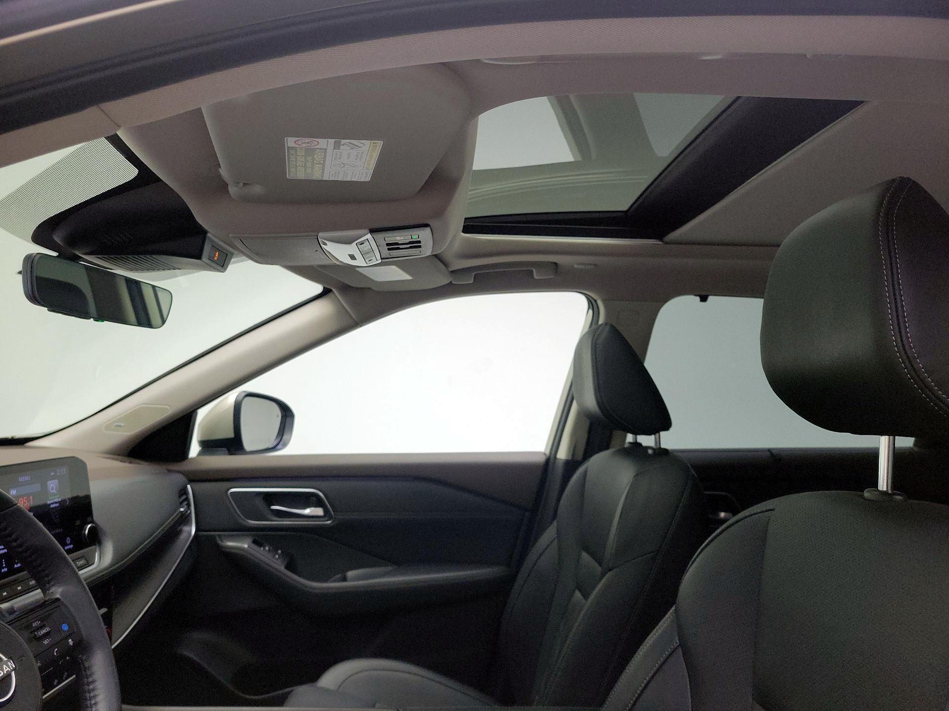 Thumbnail: 2022 Nissan Rogue - 20