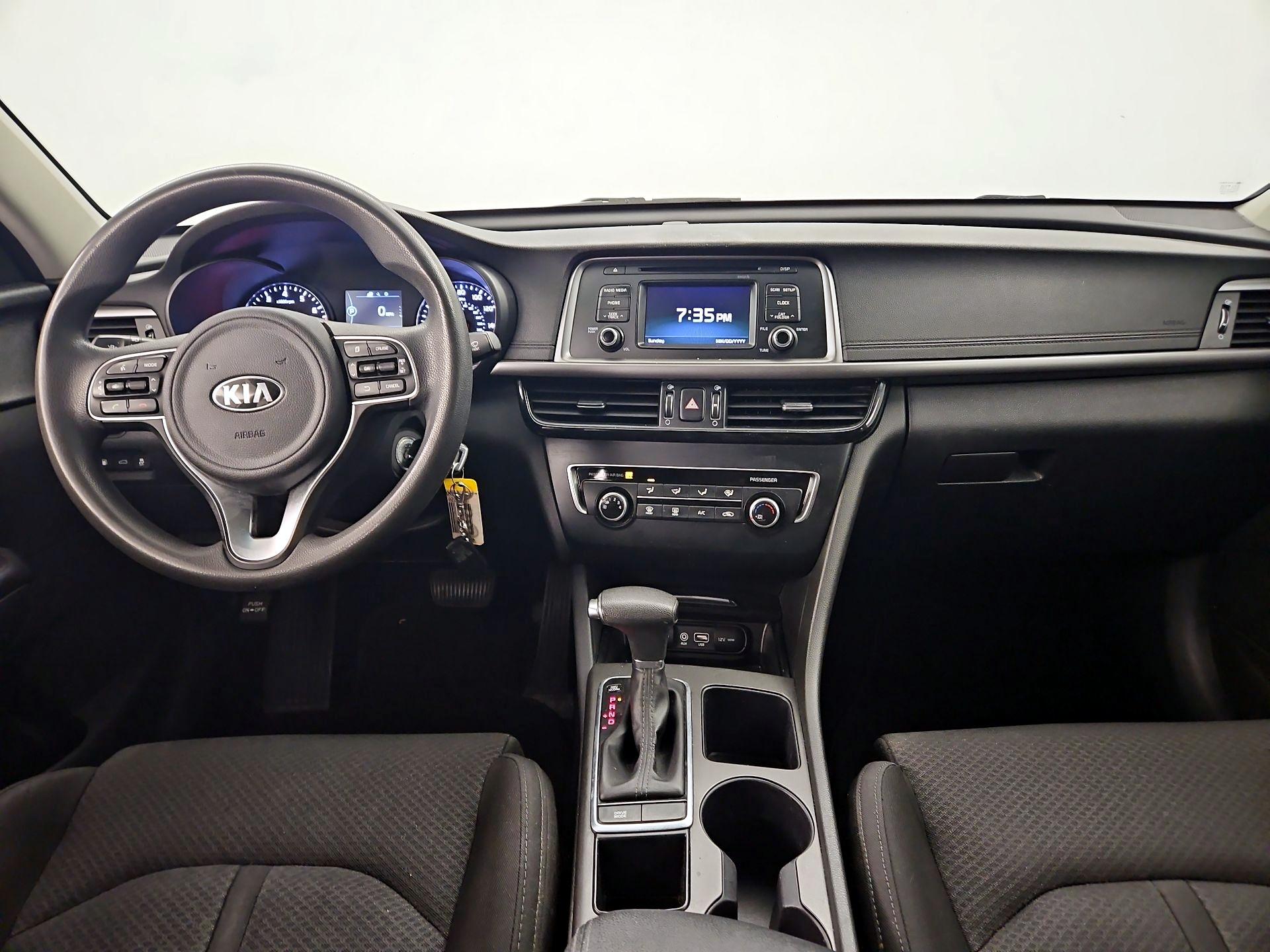 Thumbnail: 2016 Kia Optima - 9