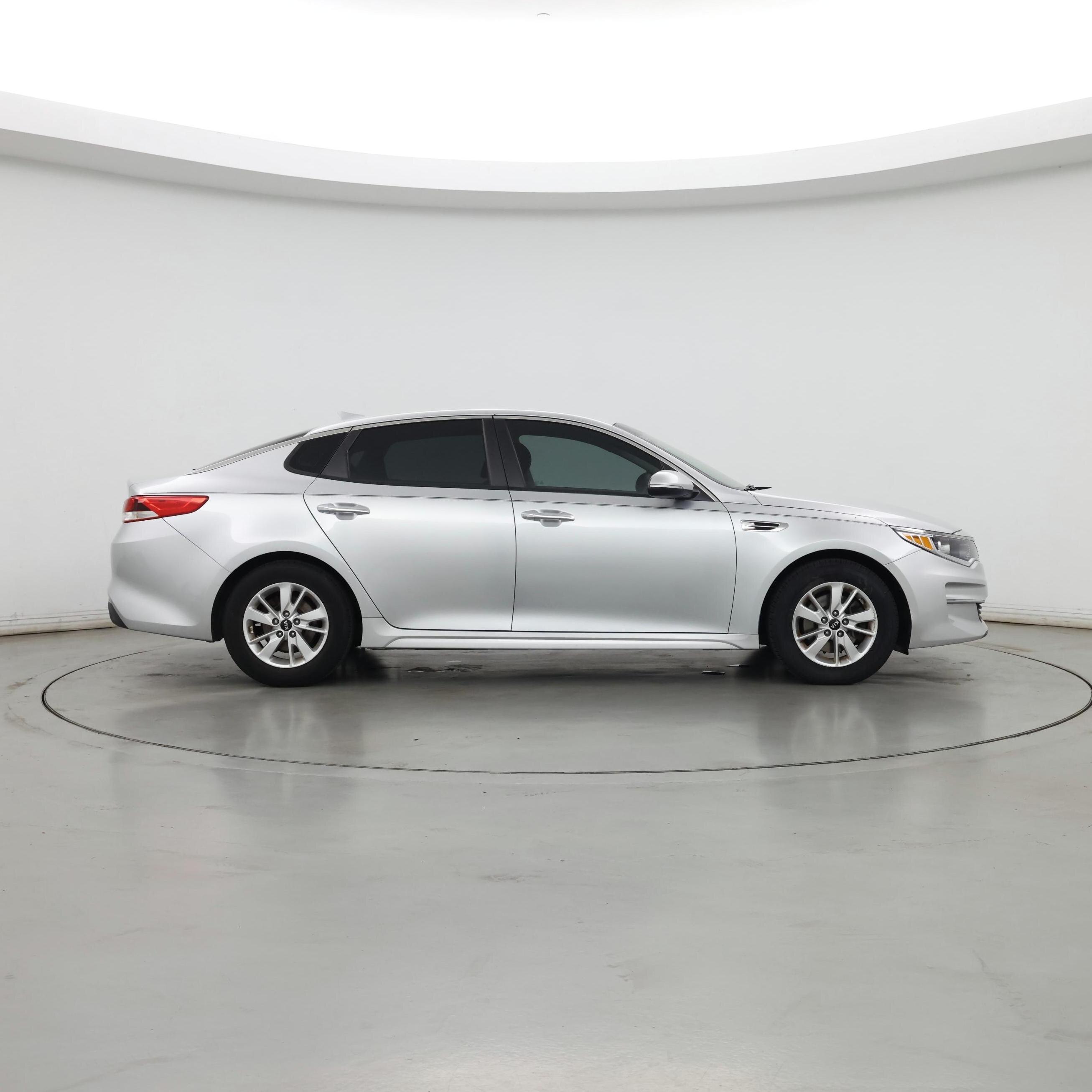 Thumbnail: 2016 Kia Optima - 7