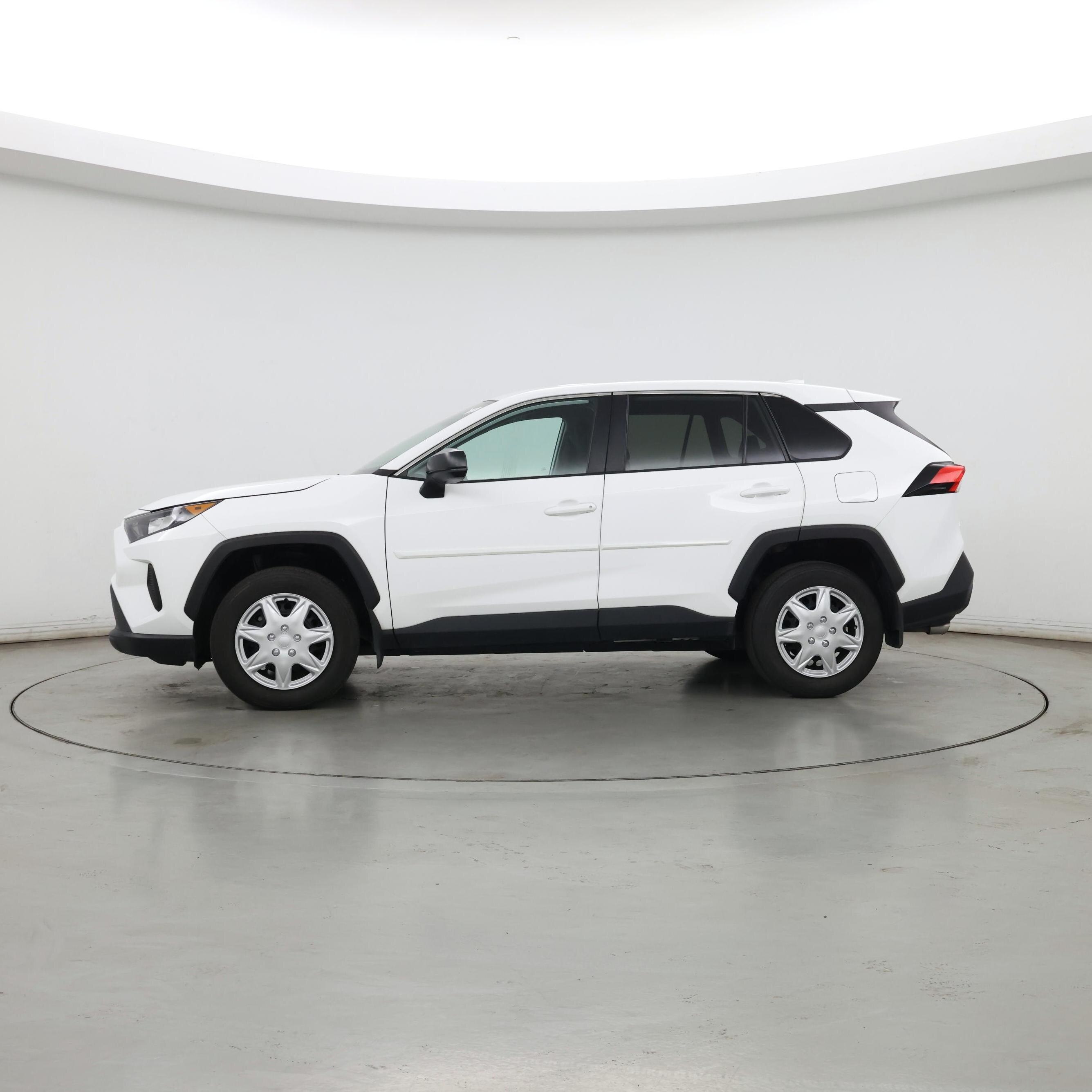 Thumbnail: 2022 Toyota RAV4 - 3
