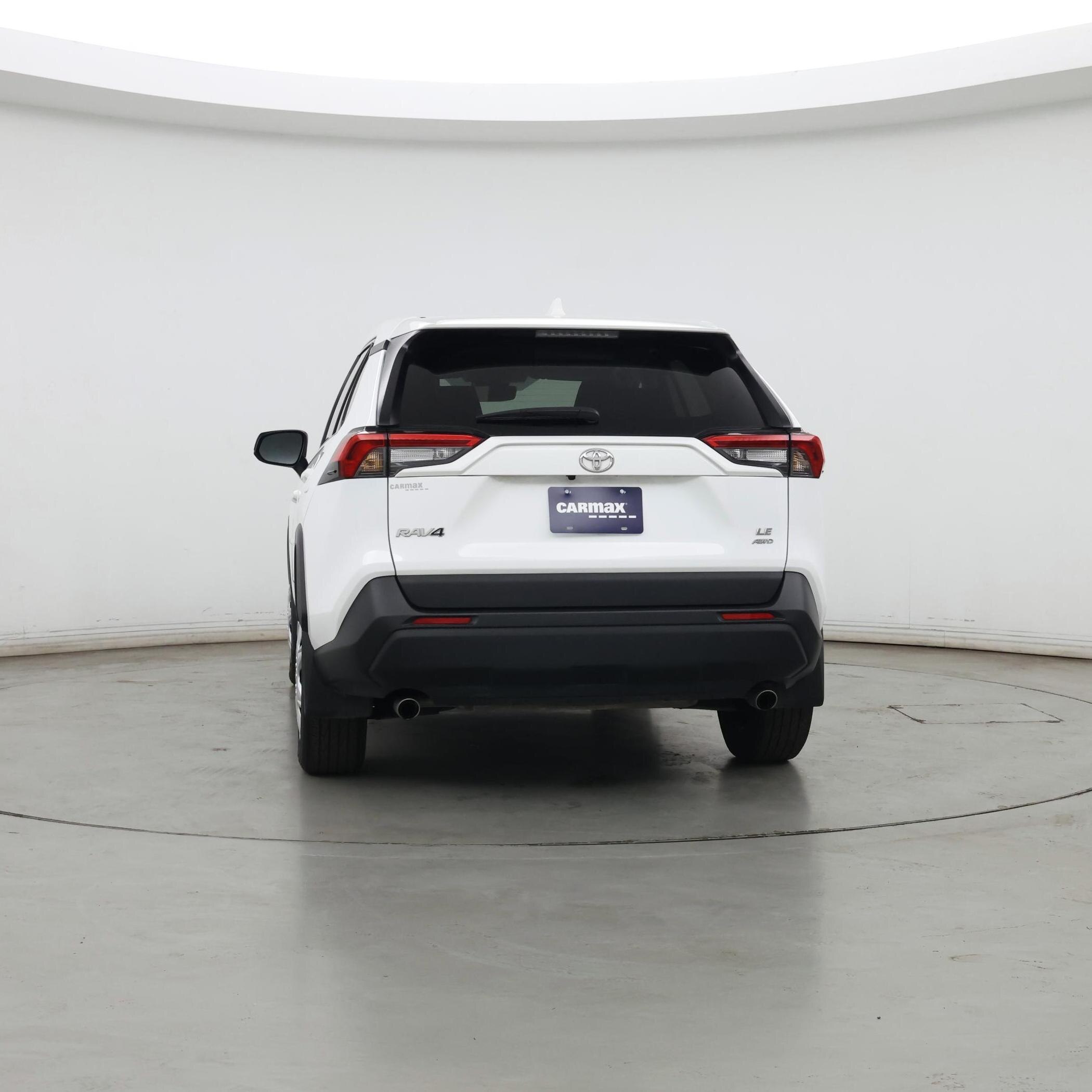 Thumbnail: 2022 Toyota RAV4 - 6