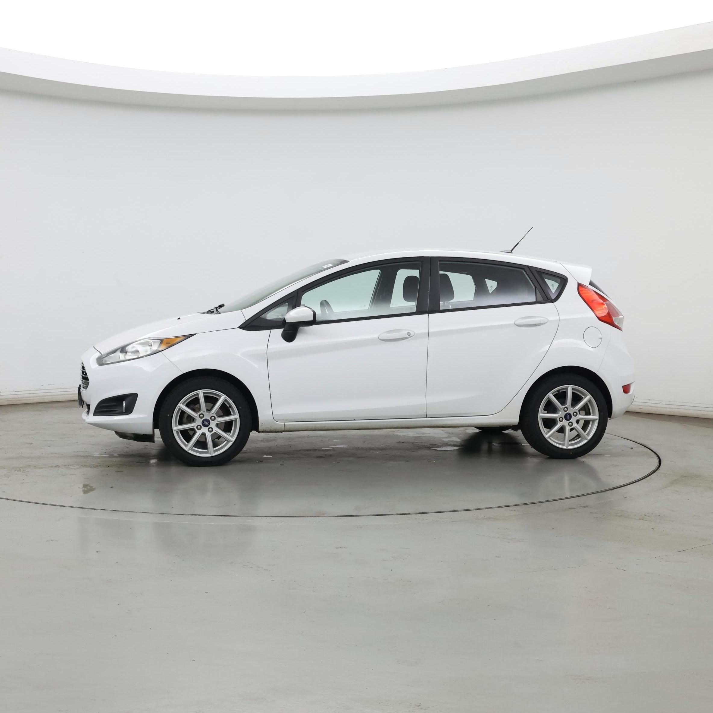 Thumbnail: 2019 Ford Fiesta - 3