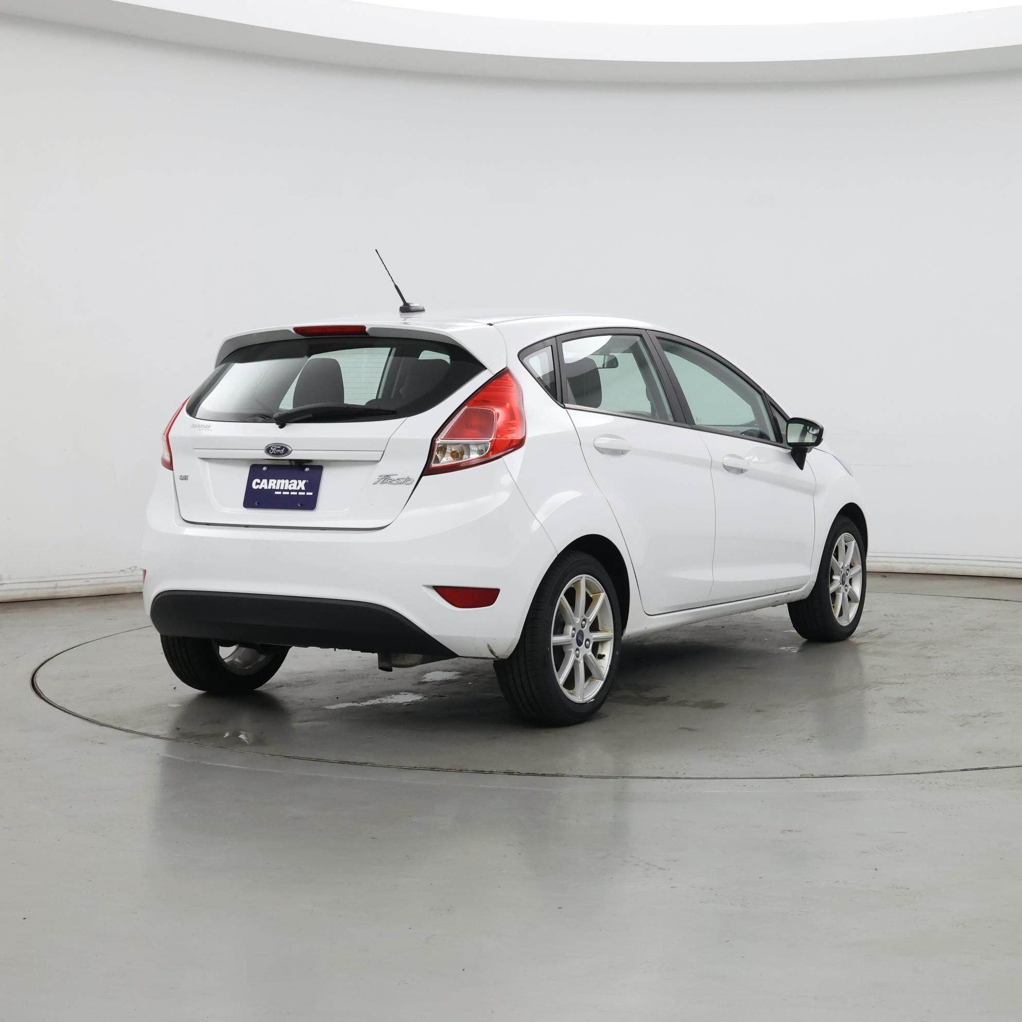 Thumbnail: 2019 Ford Fiesta - 8