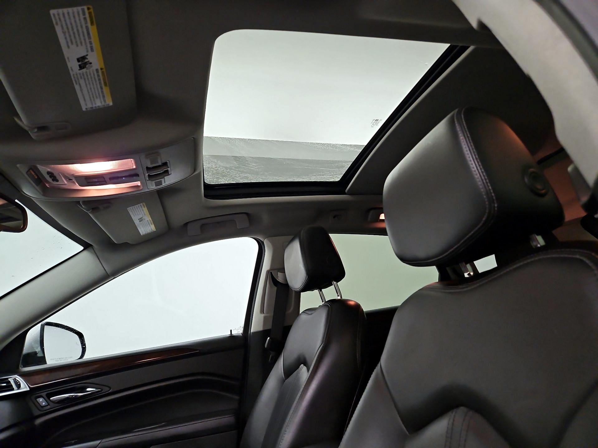 Thumbnail: 2015 Cadillac SRX - 20