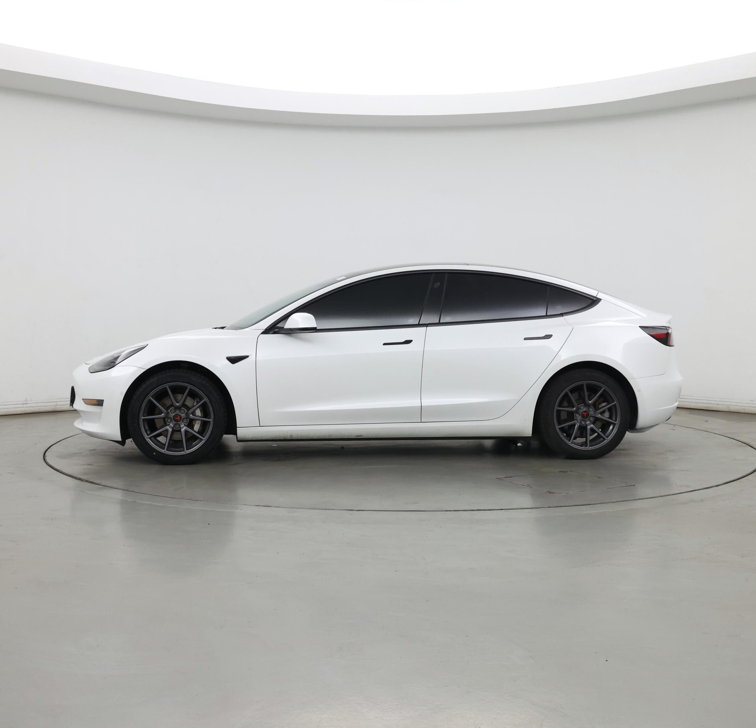 Thumbnail: 2021 Tesla Model 3 - 3