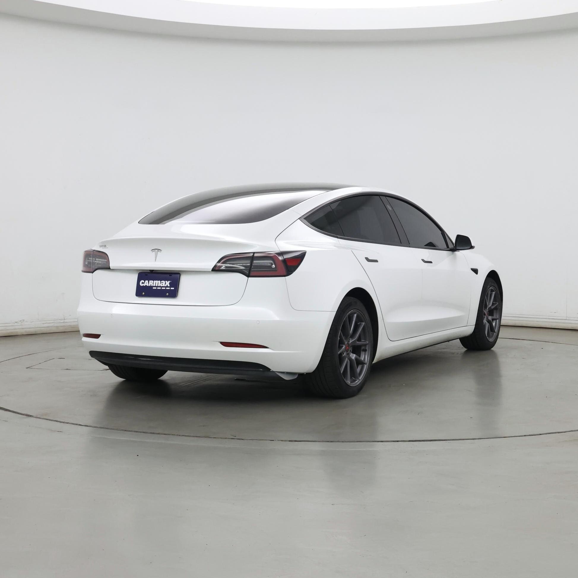 Thumbnail: 2021 Tesla Model 3 - 8