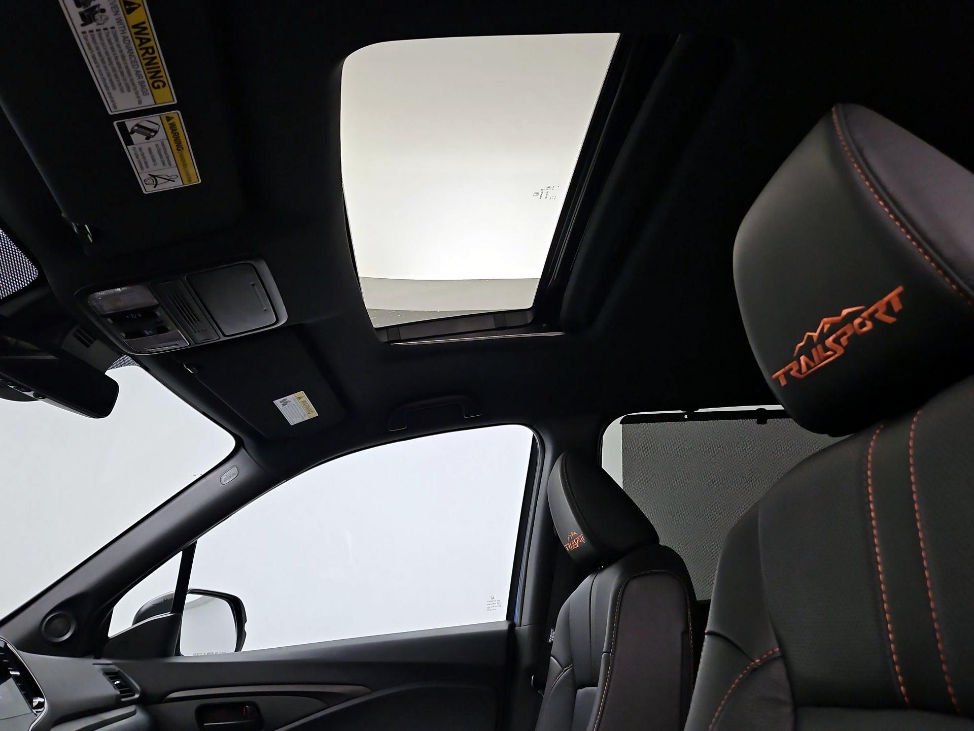 Thumbnail: 2025 Honda Passport - 20