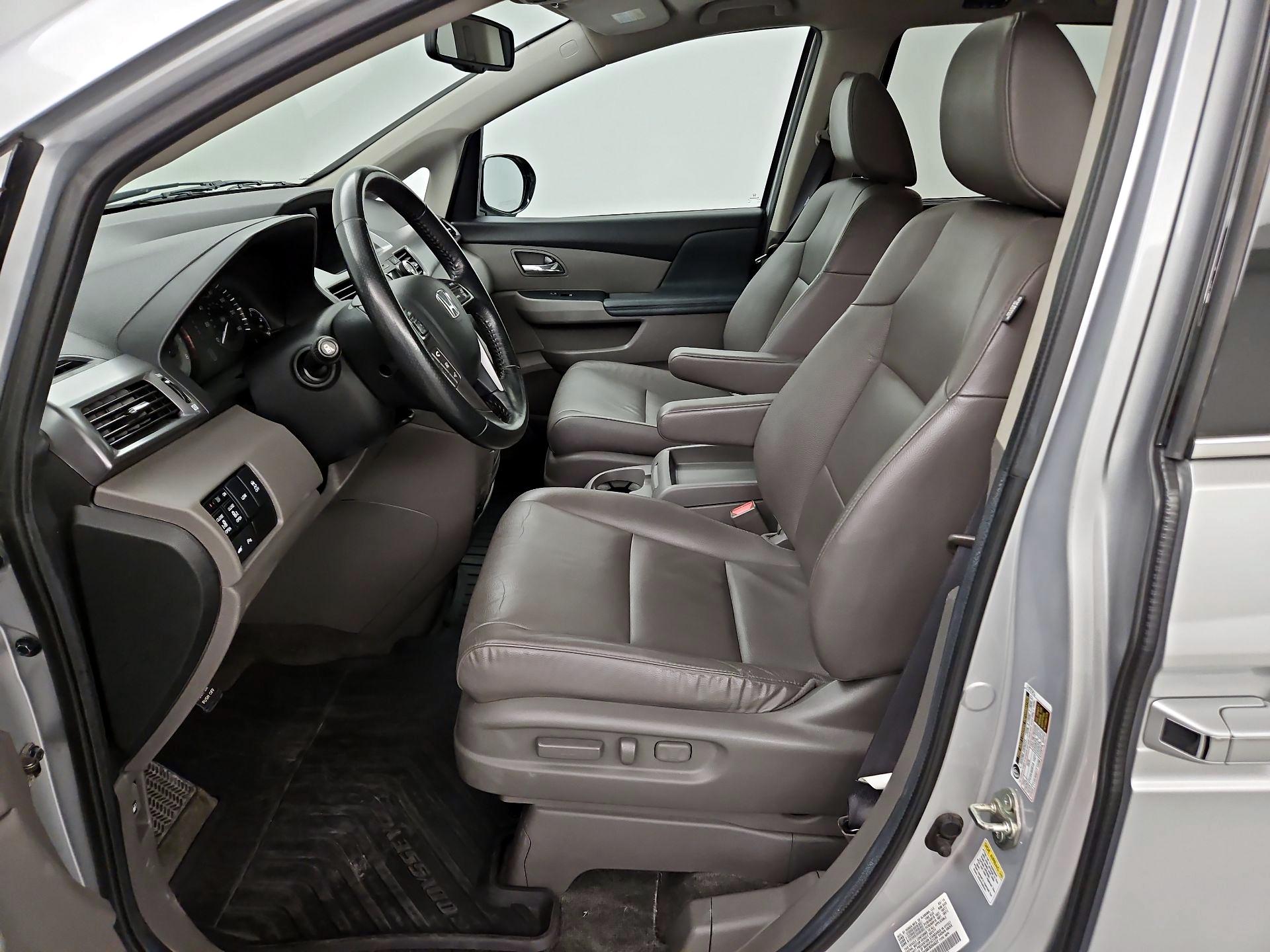 Thumbnail: 2014 Honda Odyssey - 11