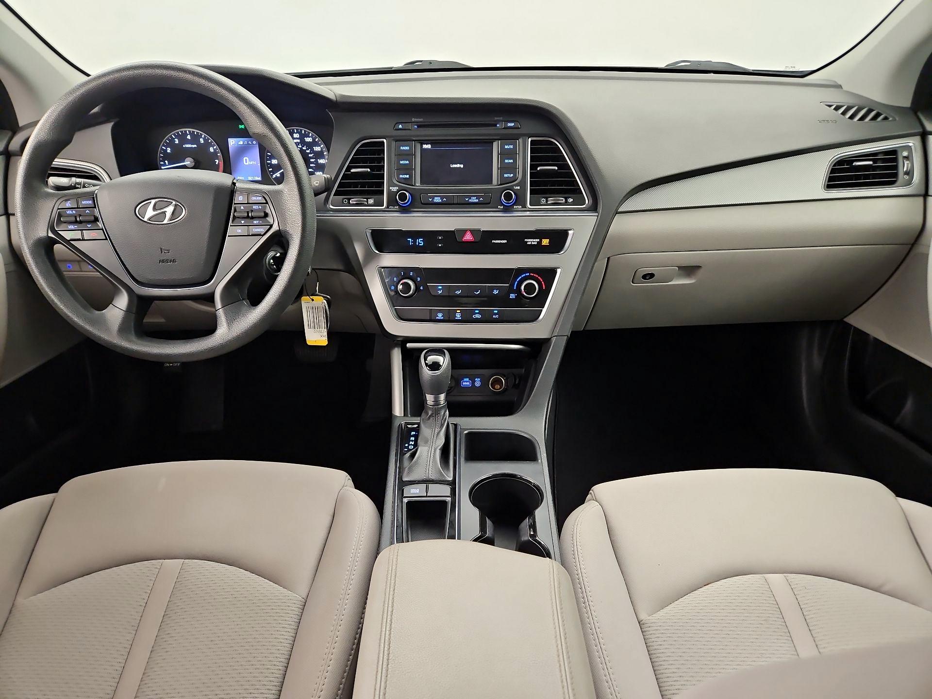 Thumbnail: 2015 Hyundai Sonata - 9