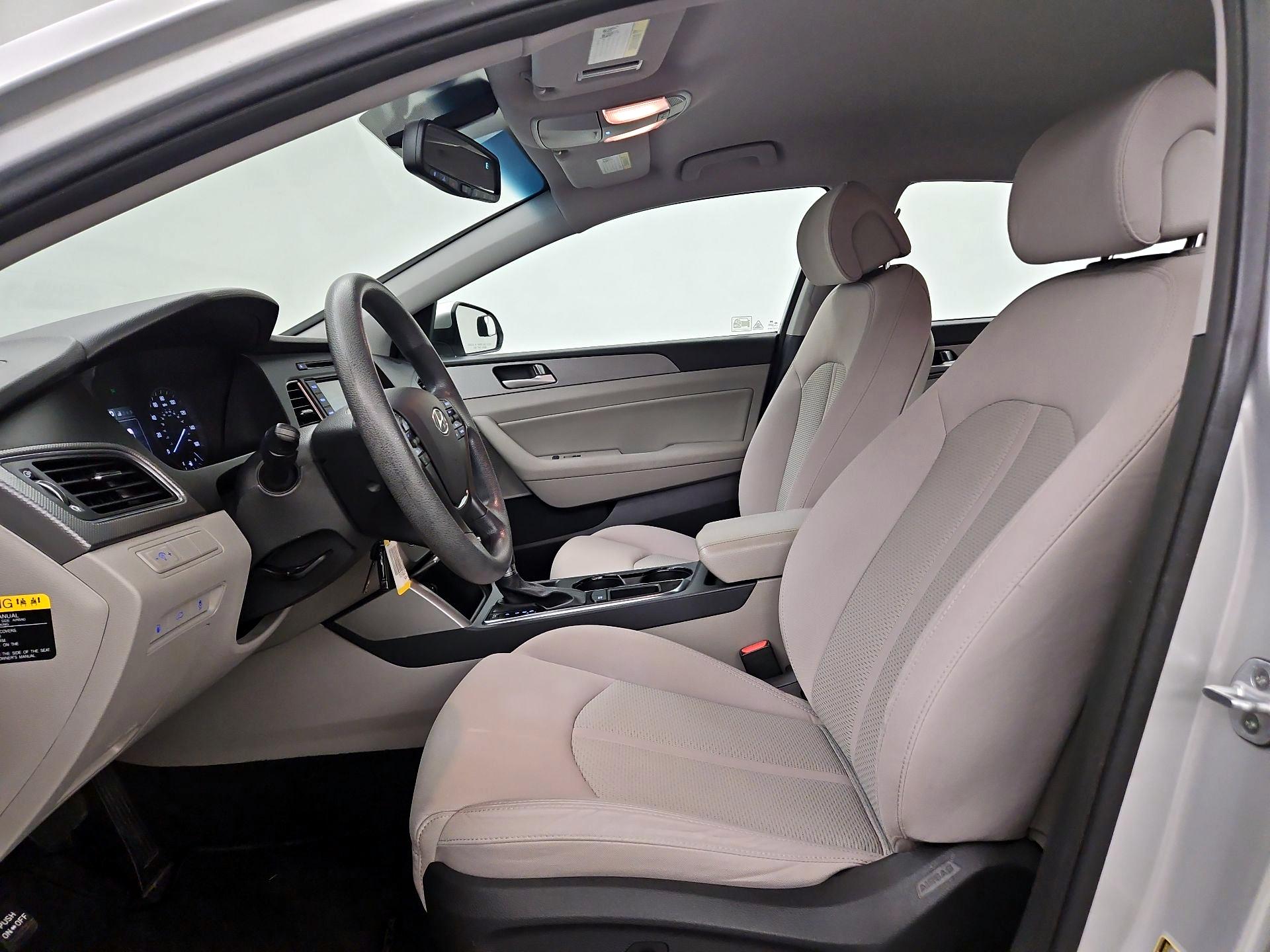 Thumbnail: 2015 Hyundai Sonata - 11