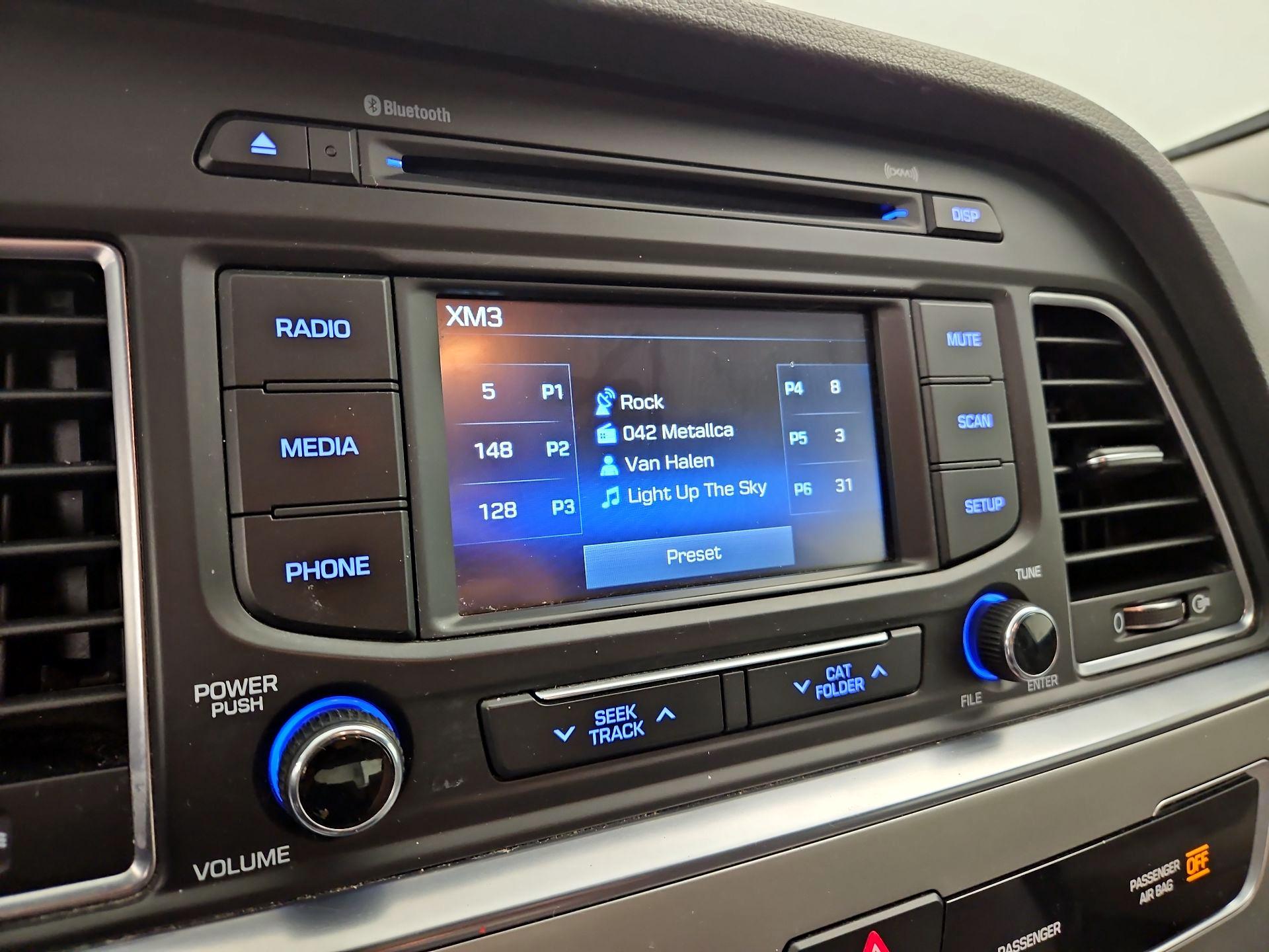 Thumbnail: 2015 Hyundai Sonata - 15
