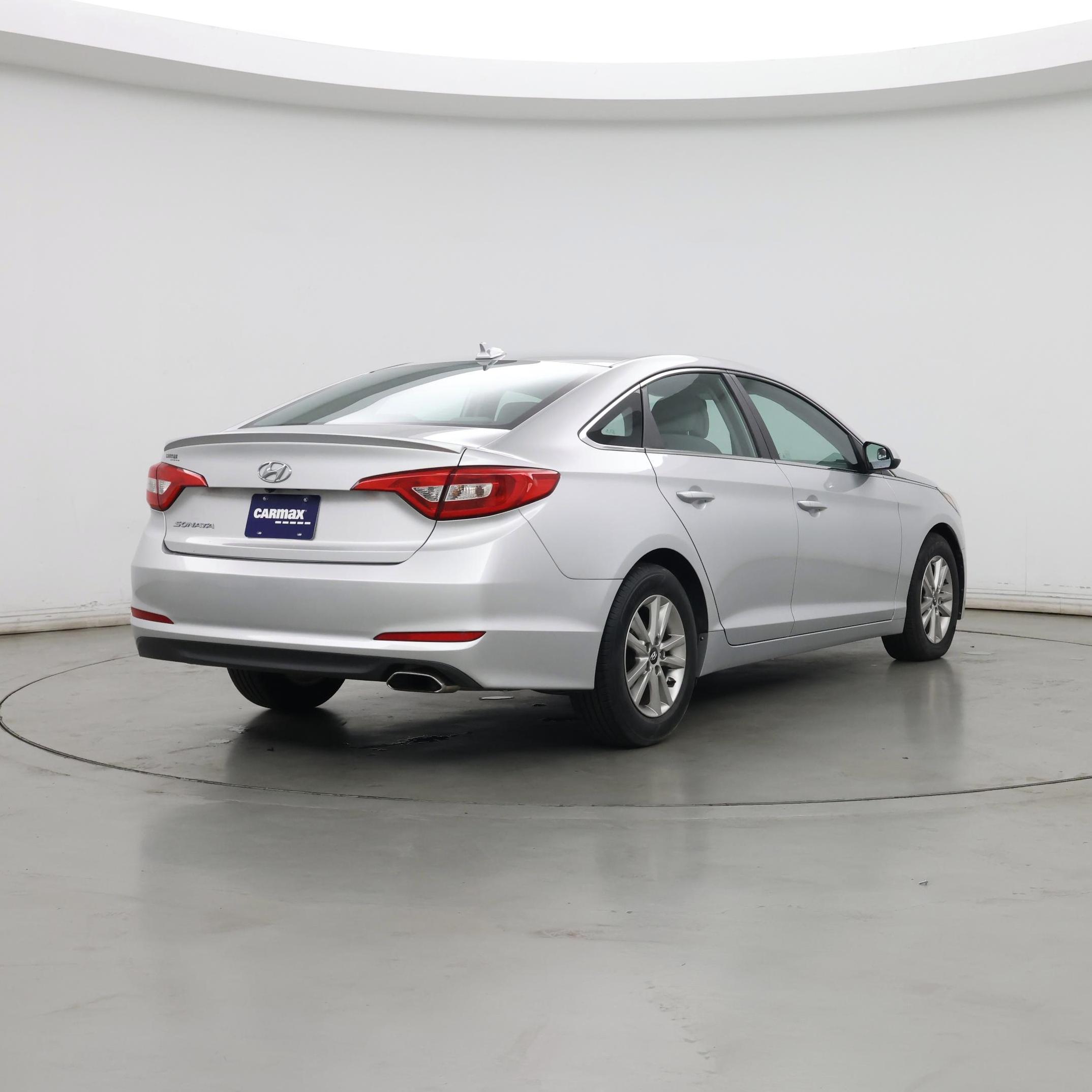 Thumbnail: 2015 Hyundai Sonata - 8
