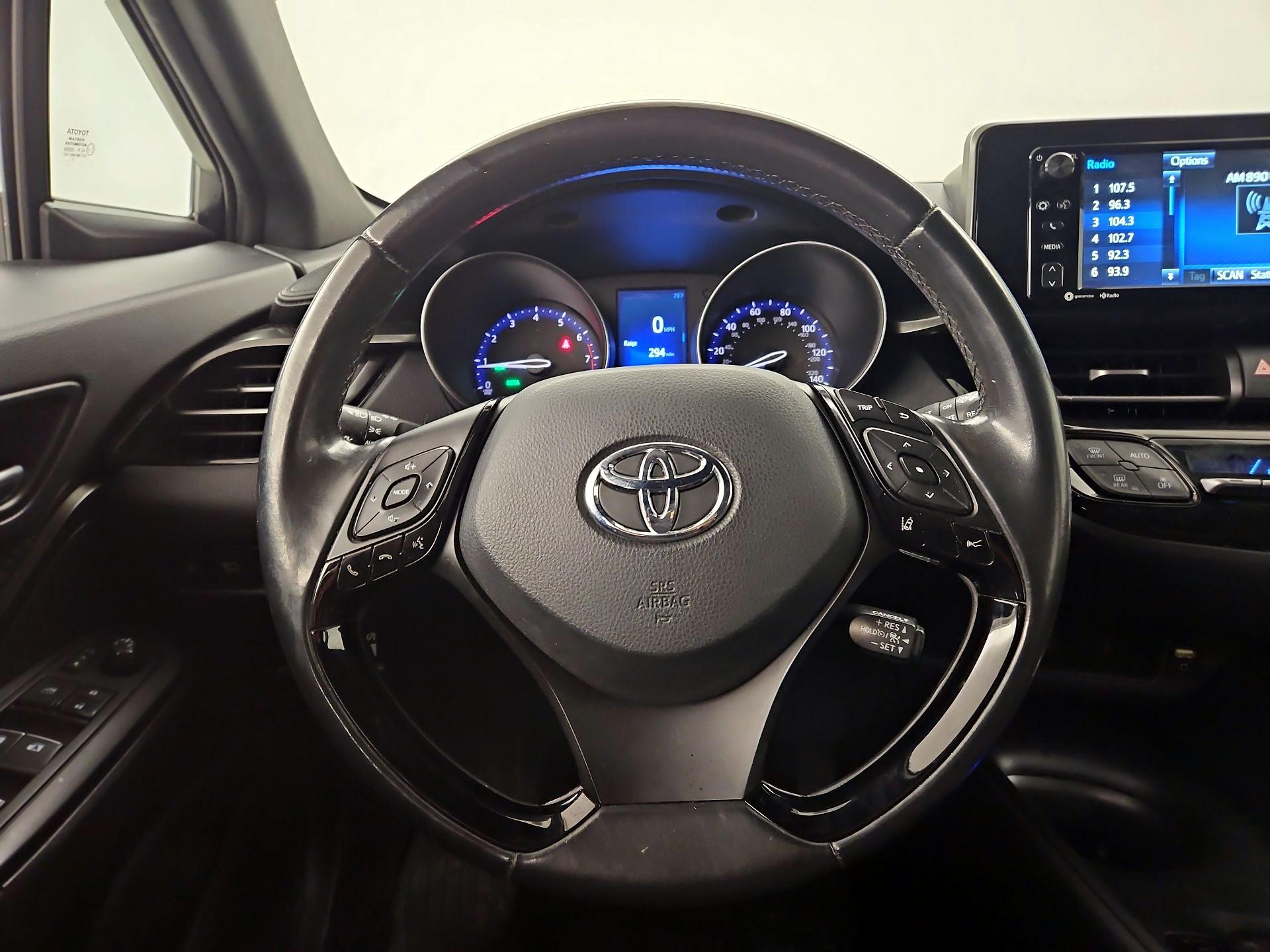 Thumbnail: 2018 Toyota C-HR - 10