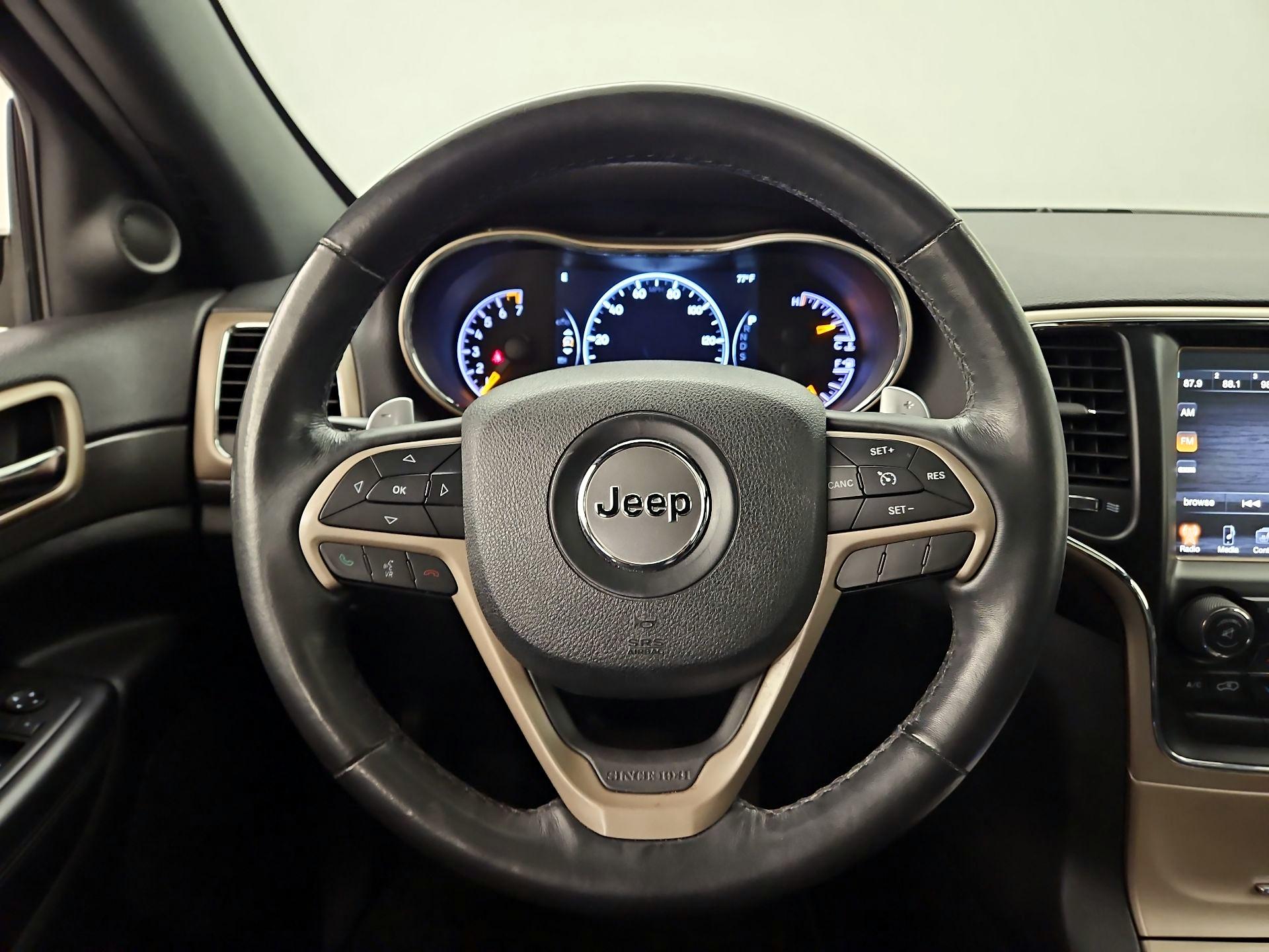 Thumbnail: 2015 Jeep Grand Cherokee - 10
