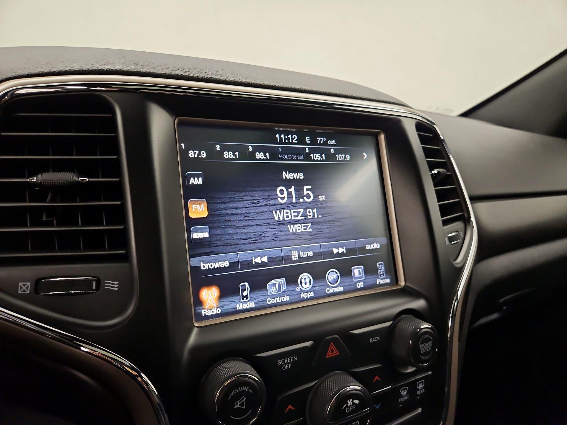 Thumbnail: 2015 Jeep Grand Cherokee - 15