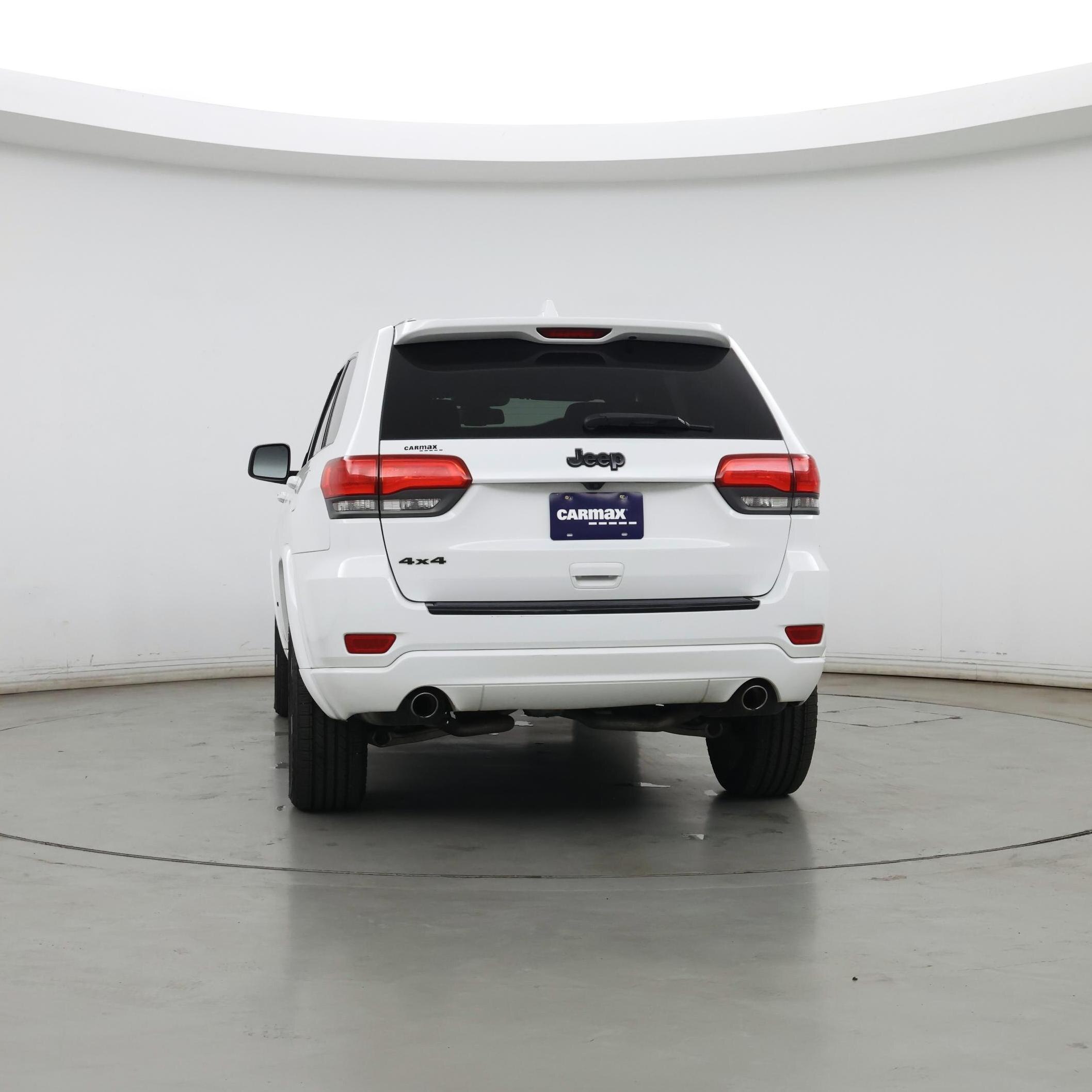Thumbnail: 2015 Jeep Grand Cherokee - 6