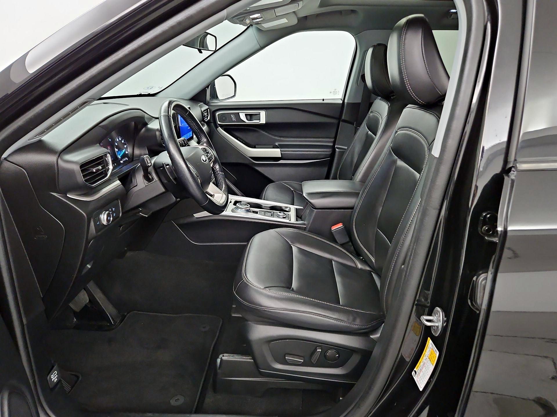 Thumbnail: 2021 Ford Explorer - 11