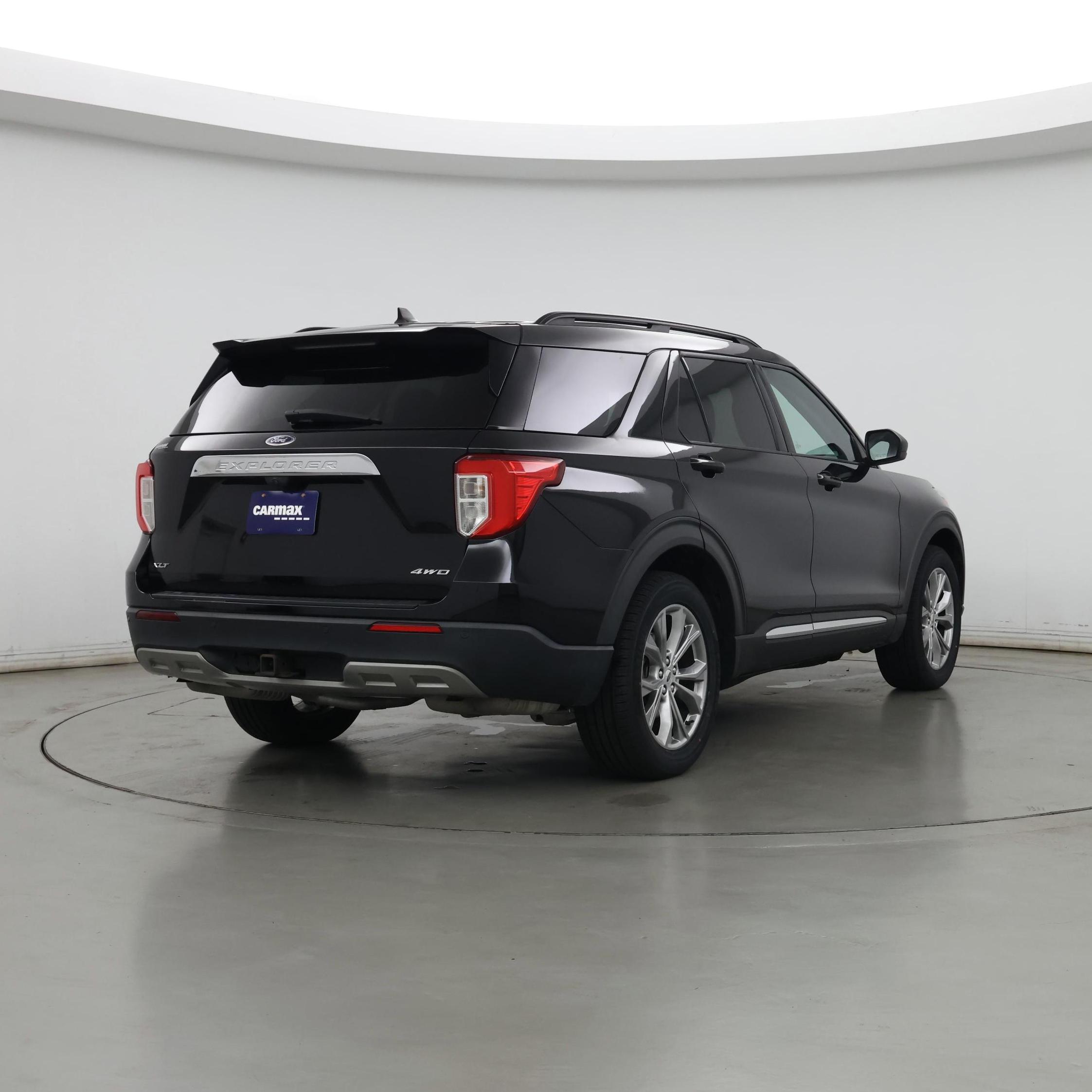 Thumbnail: 2021 Ford Explorer - 8