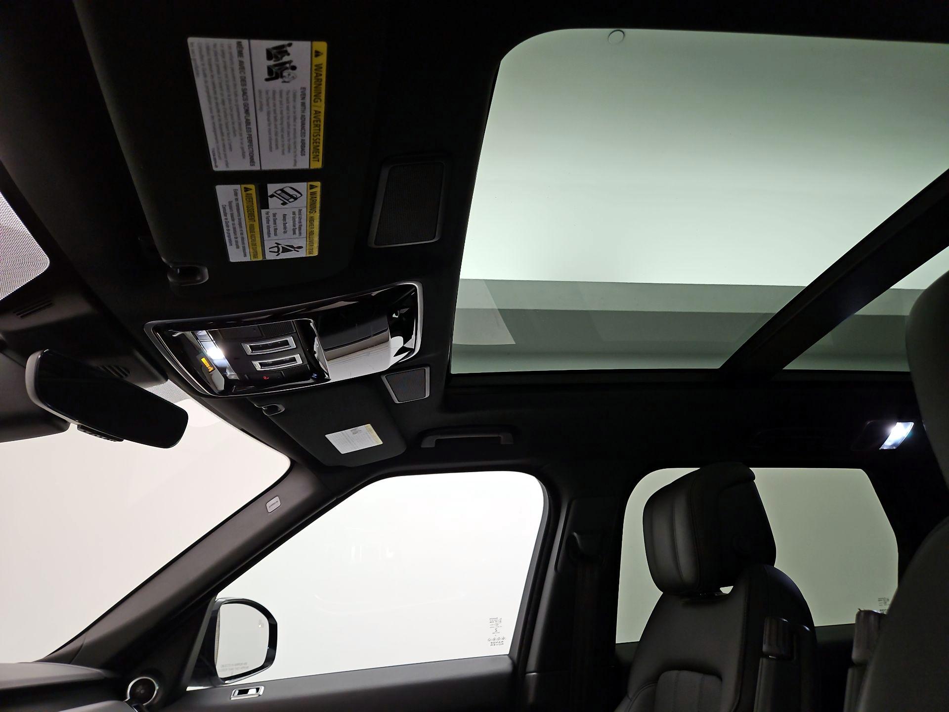 Thumbnail: 2020 Land Rover Range Rover Sport - 20