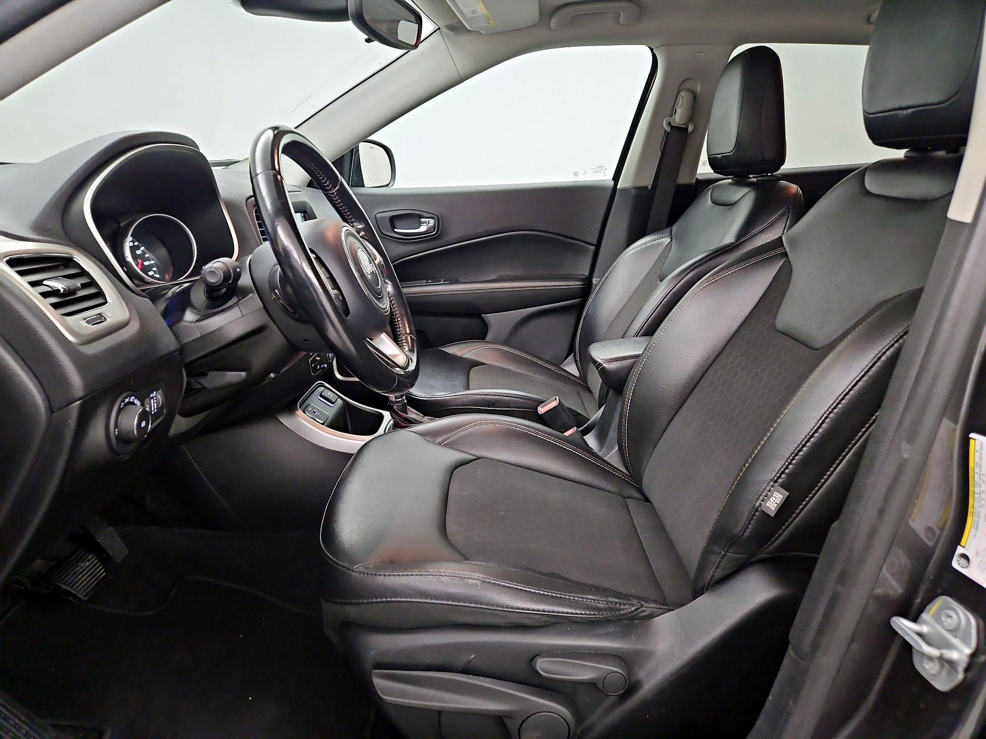 Thumbnail: 2019 Jeep Compass - 11