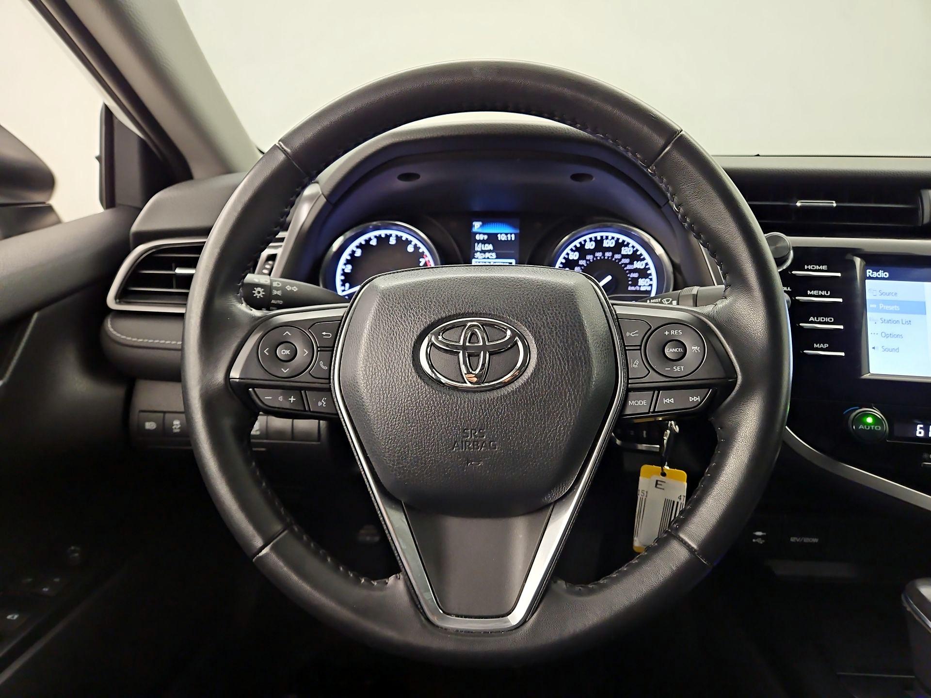 Thumbnail: 2019 Toyota Camry - 10