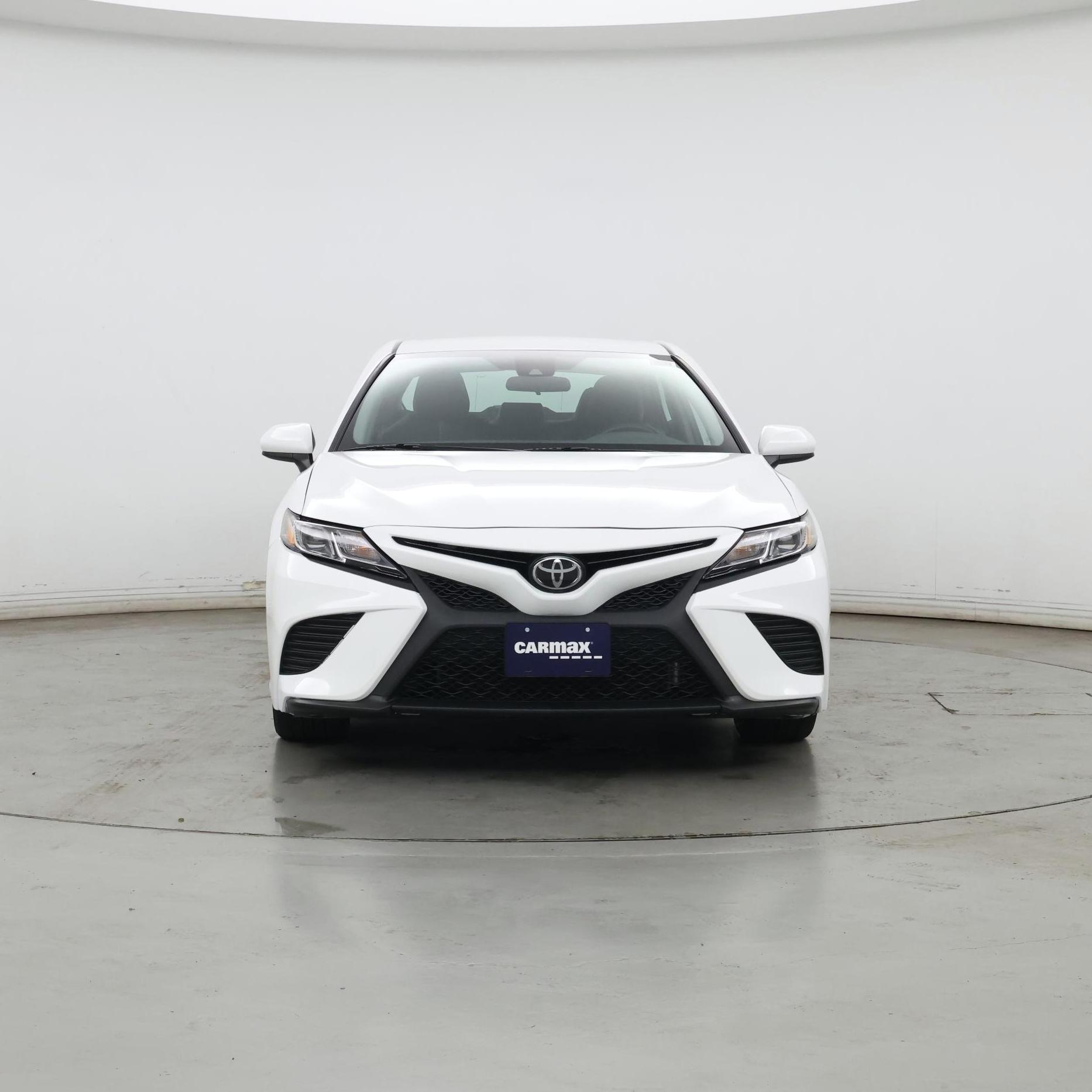 Thumbnail: 2019 Toyota Camry - 5