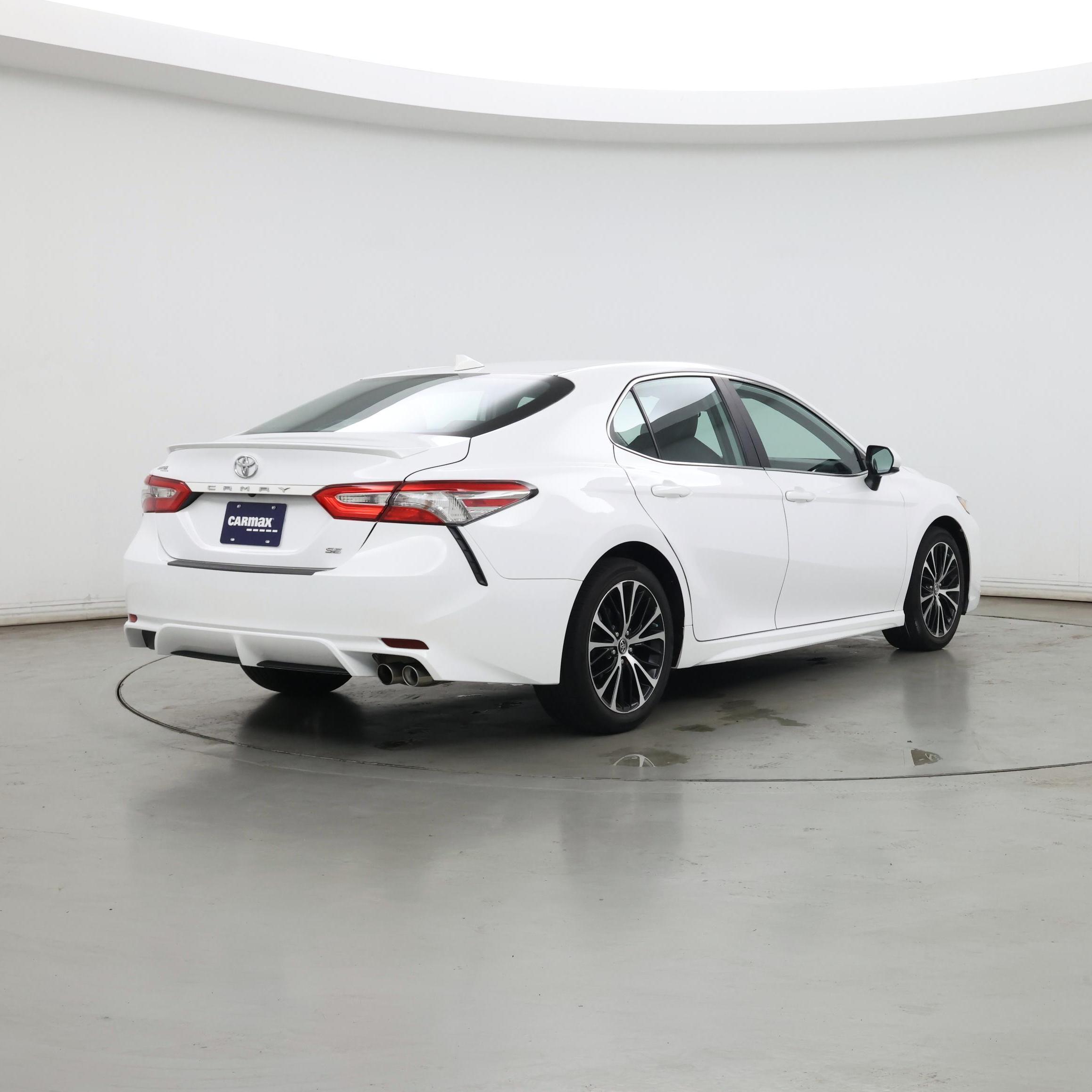 Thumbnail: 2019 Toyota Camry - 8